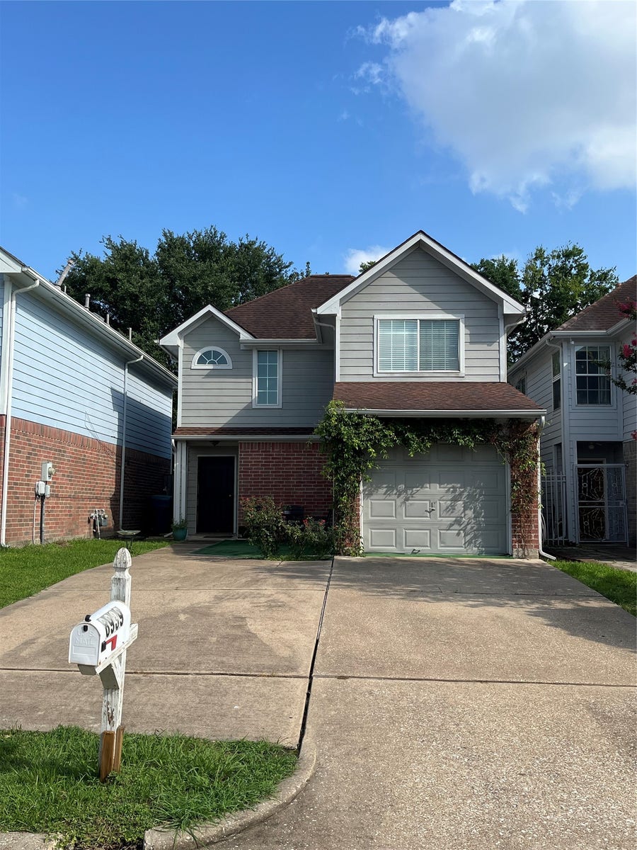 Property photo for 8939 Westbrae Gardens Court, Houston, TX
