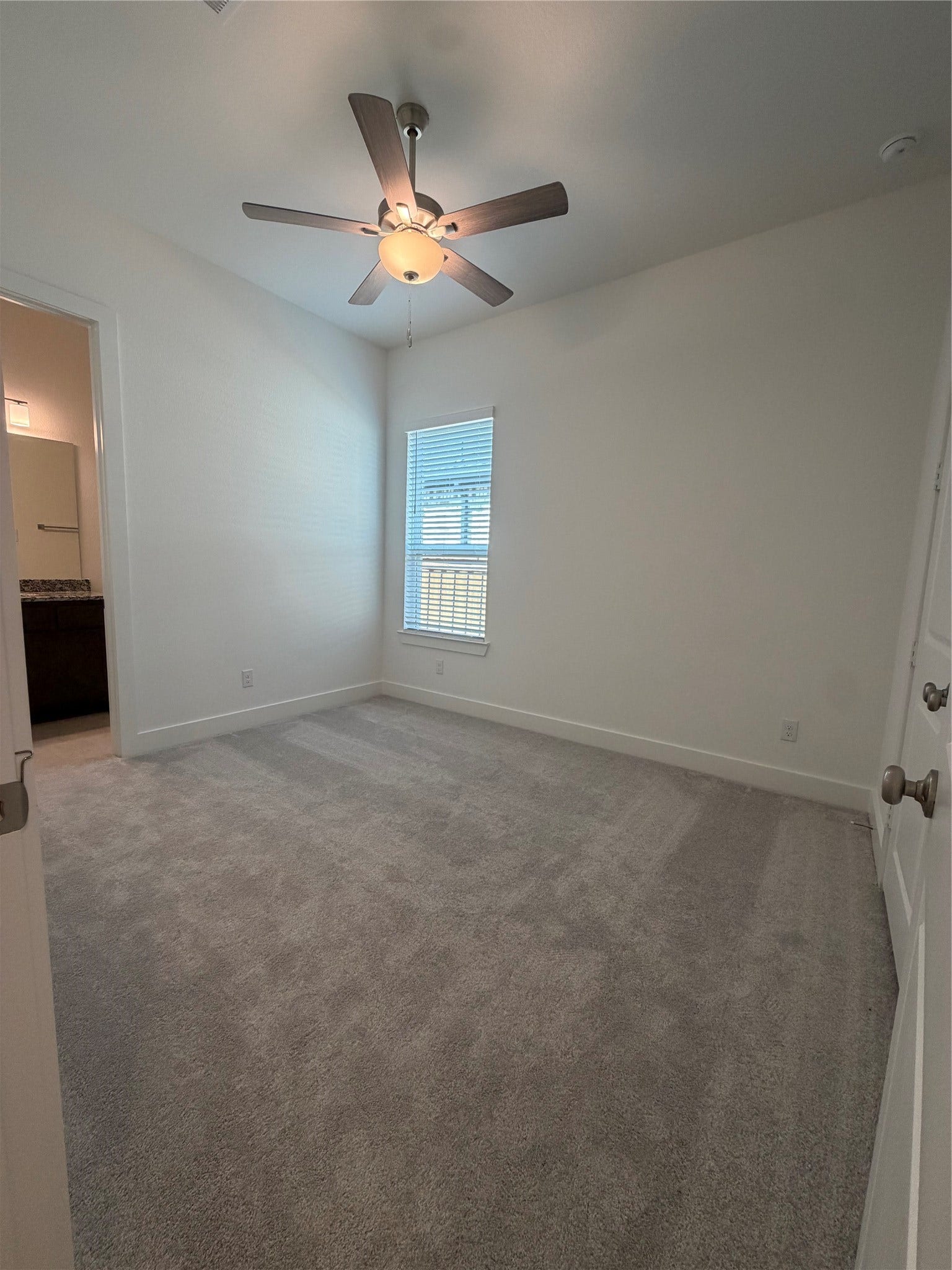 7129 Carriage Light Drive, Magnolia, TX 77354