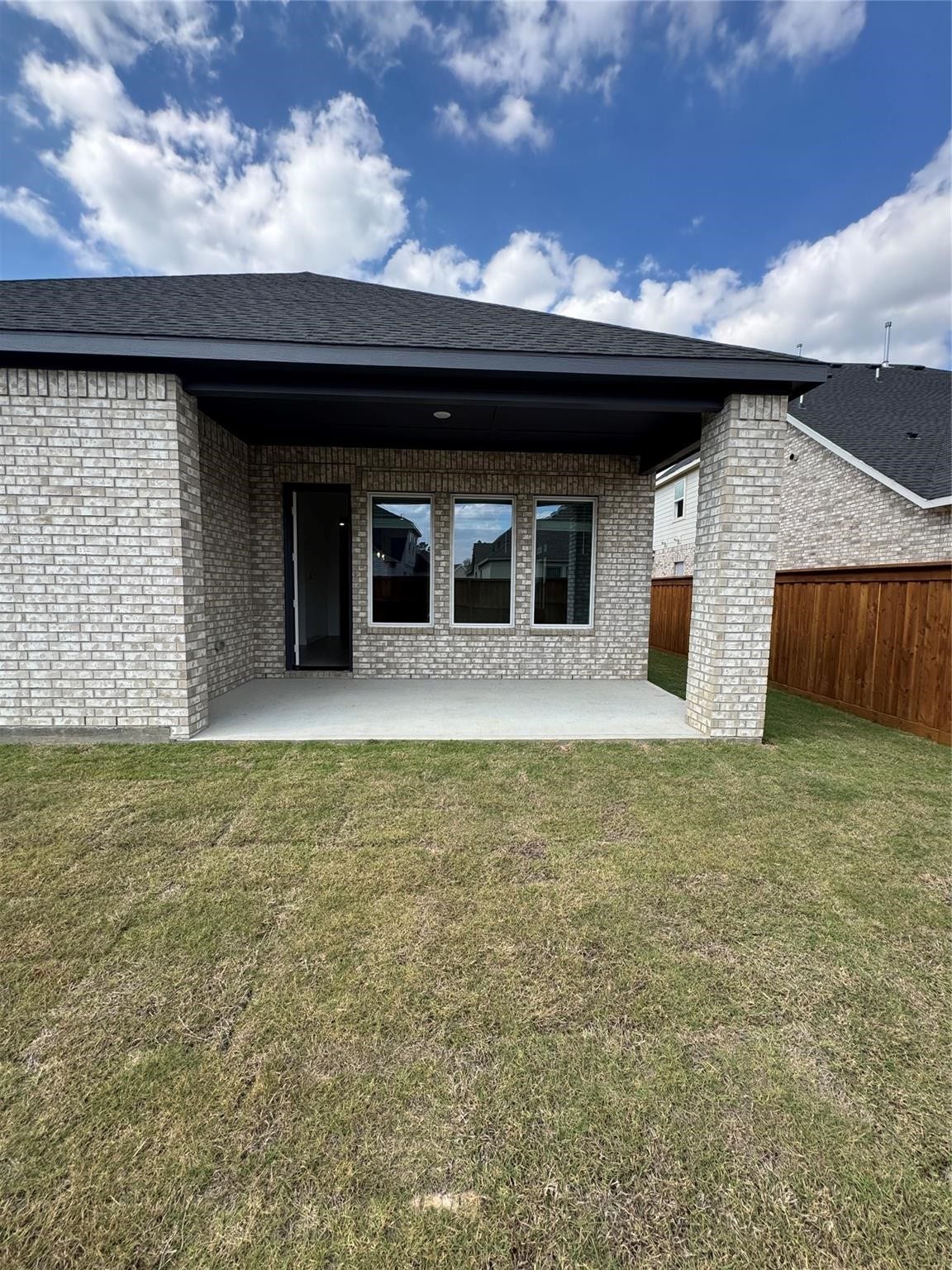 7129 Carriage Light Drive, Magnolia, TX 77354