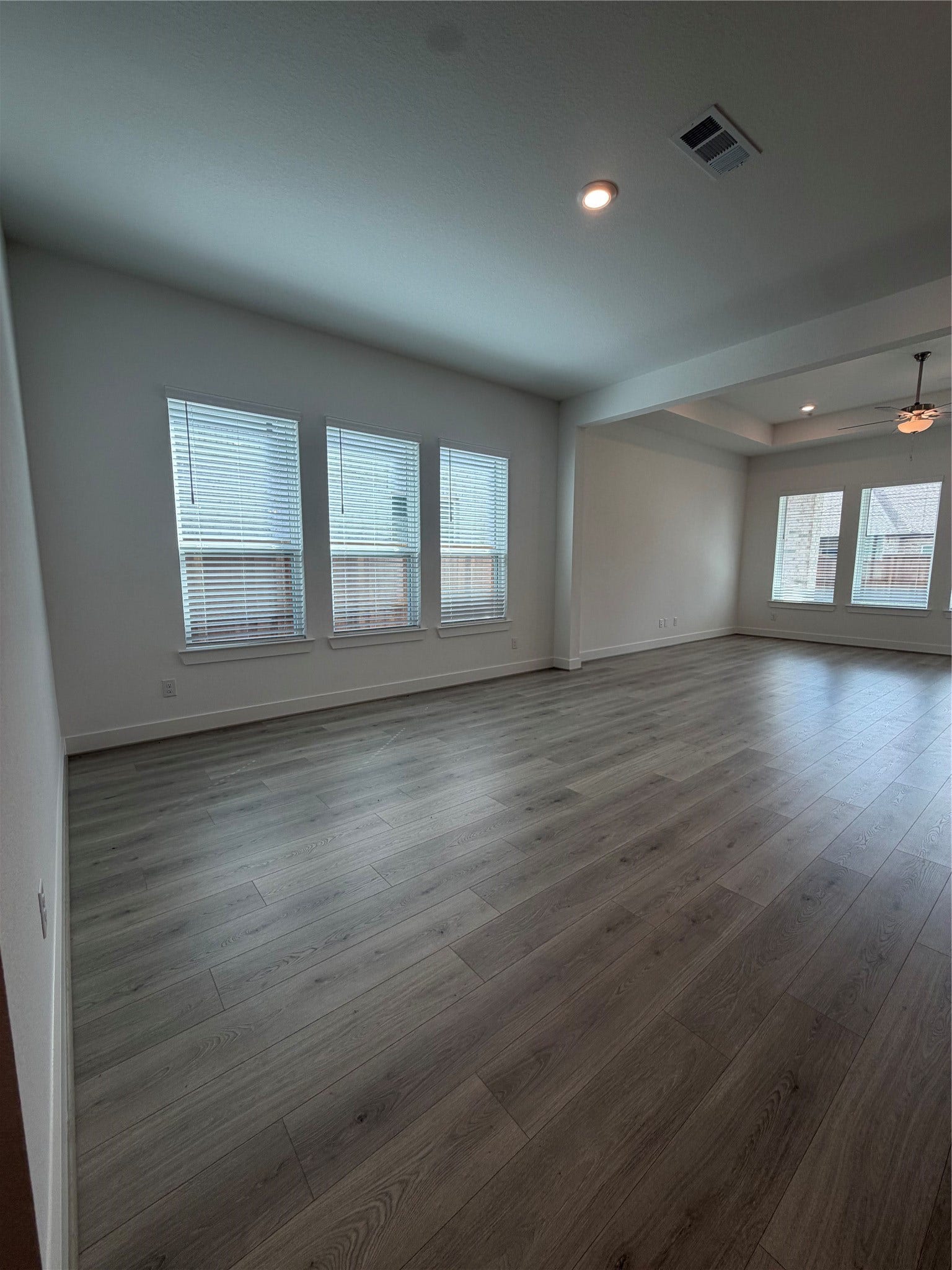 7129 Carriage Light Drive, Magnolia, TX 77354