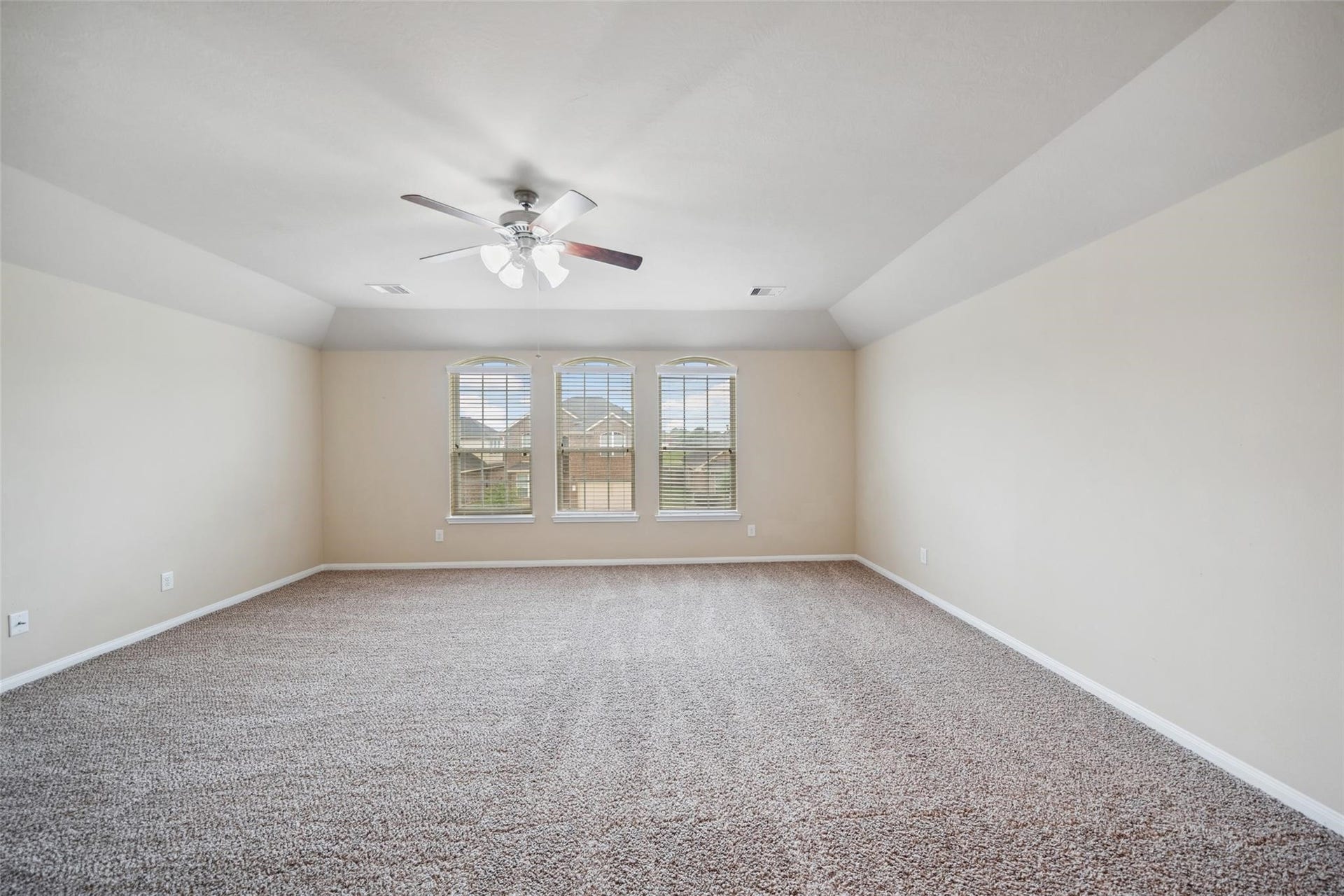 1306 S Maple Drive, Katy, TX 77493 1306 S Maple Drive, Katy, TX 77493