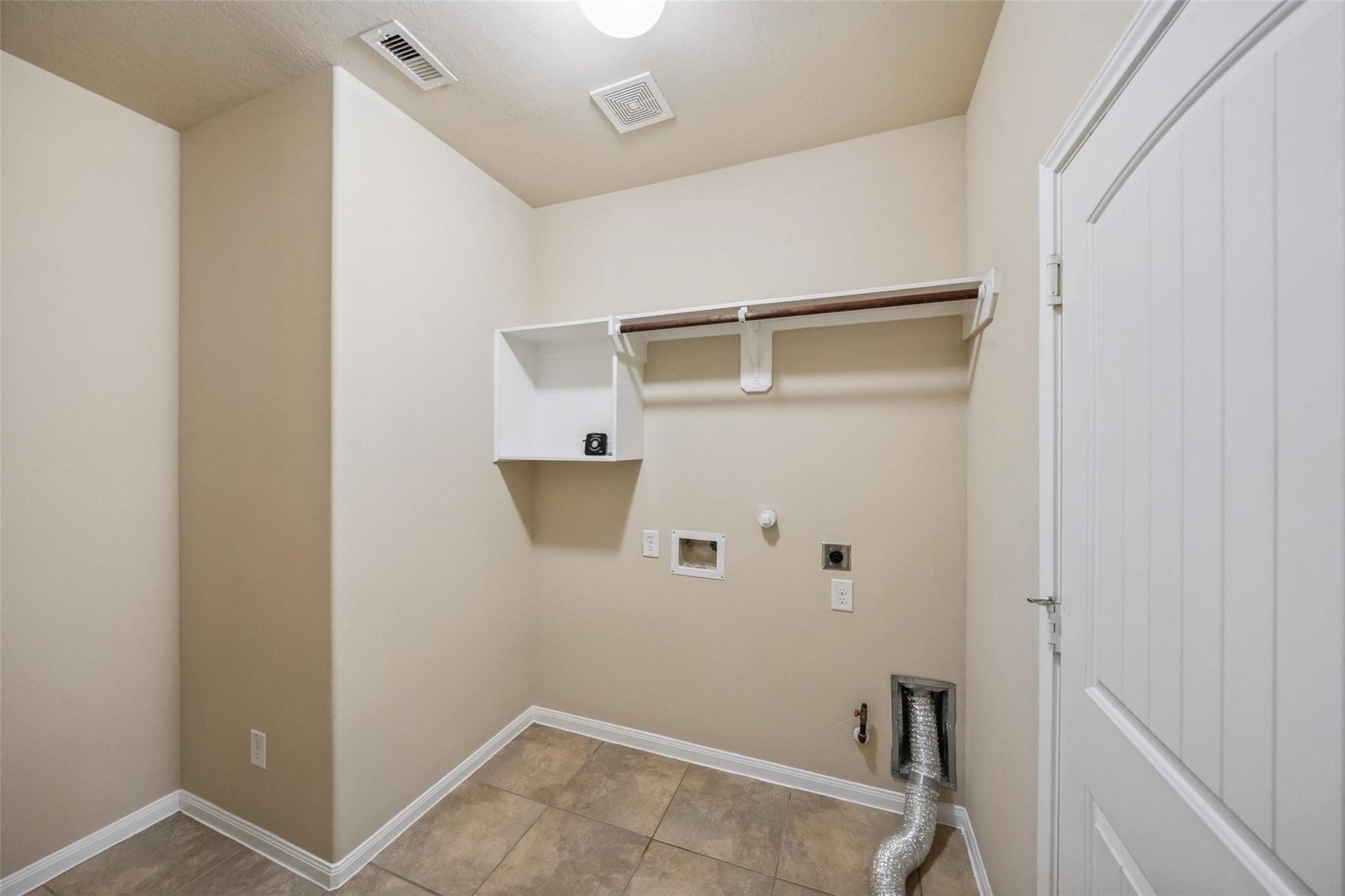 1306 S Maple Drive, Katy, TX 77493 1306 S Maple Drive, Katy, TX 77493