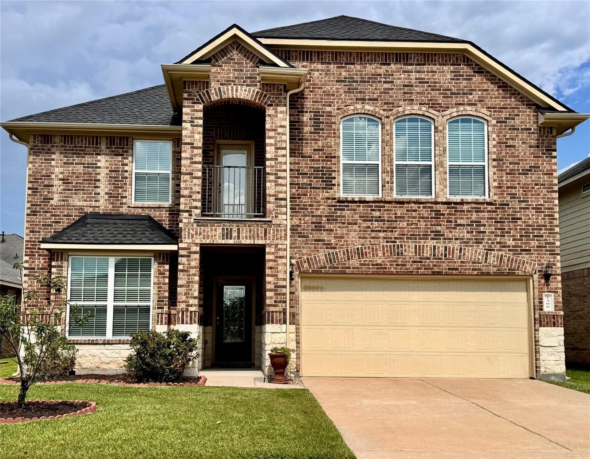1306 S Maple Drive, Katy, TX 77493 1306 S Maple Drive, Katy, TX 77493