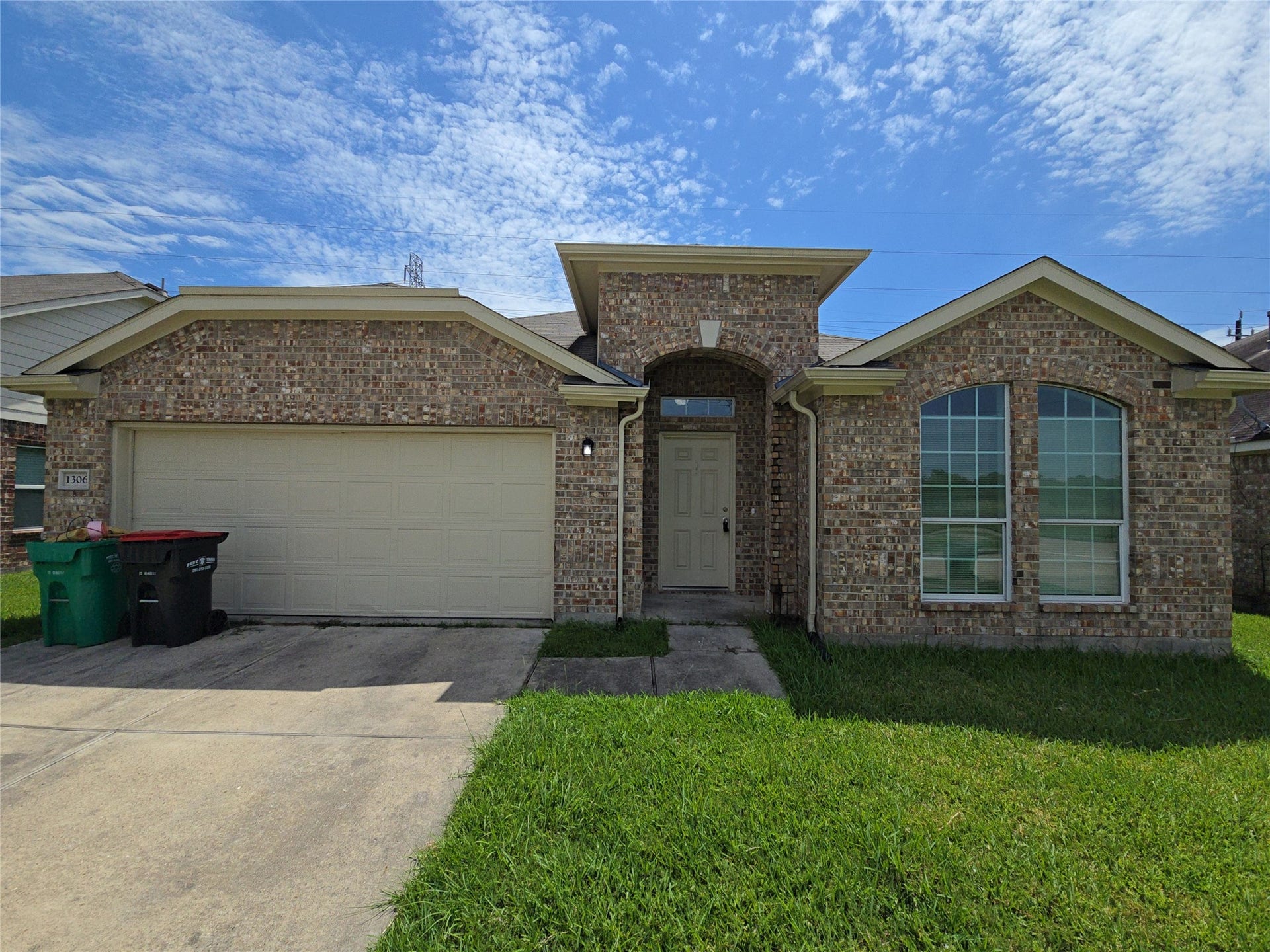 1306 Squire Drive, Baytown, TX 77521 1306 Squire Drive, Baytown, TX 77521