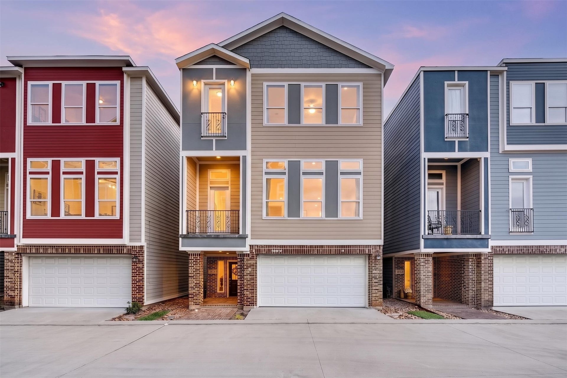 2121 Bidwell Drive, Houston, TX 77018