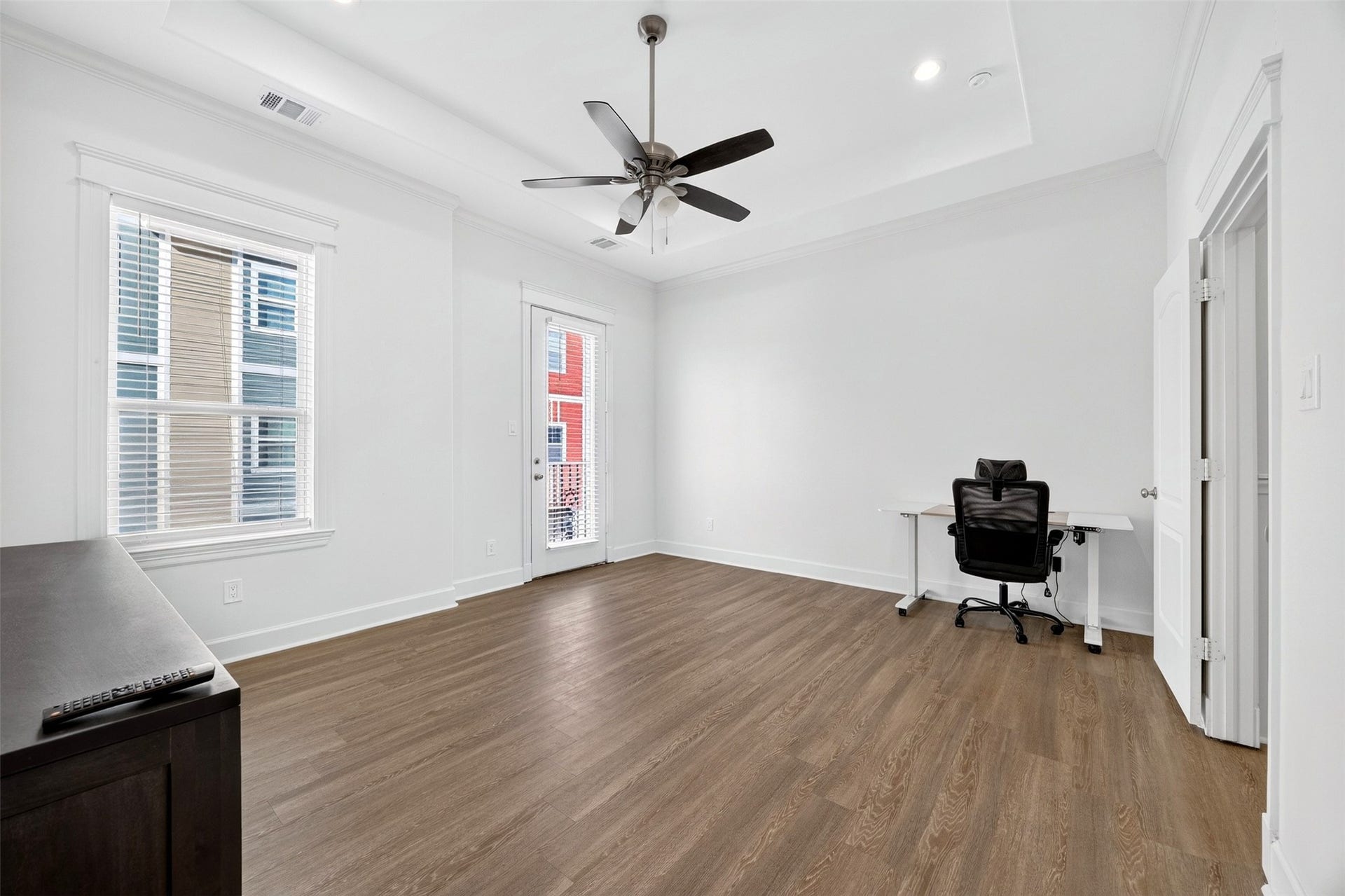2121 Bidwell Drive, Houston, TX 77018