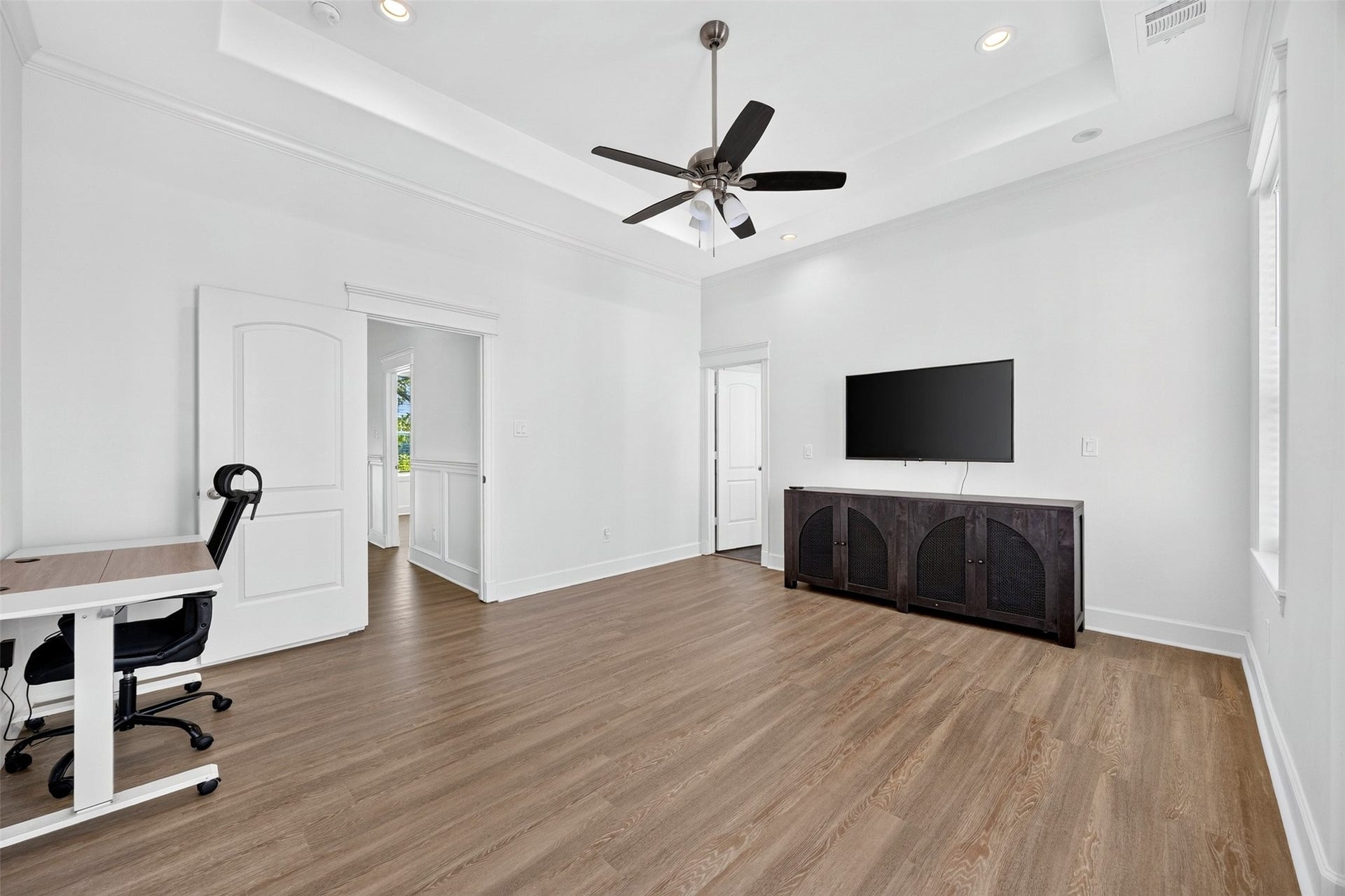 2121 Bidwell Drive, Houston, TX 77018
