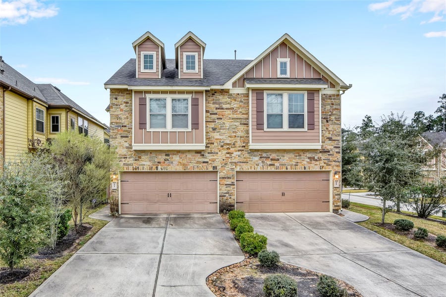 Property photo for 21 Cheswood Manor Drive, The Woodlands, TX