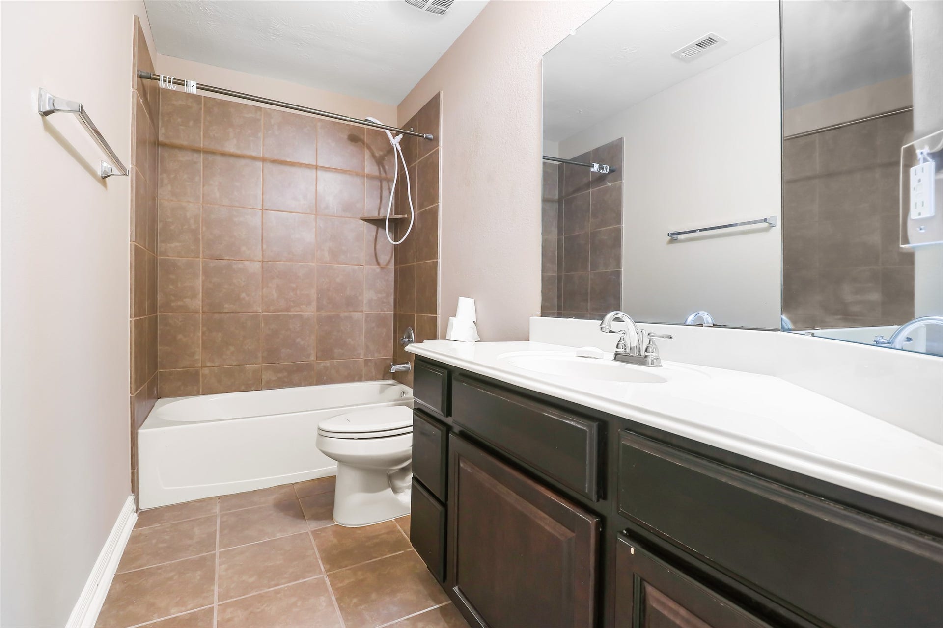 31603 Dunham Lake Drive, Hockley, TX 77447 31603 Dunham Lake Drive, Hockley, TX 77447
