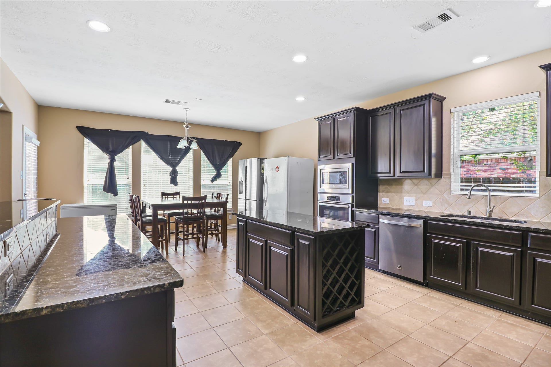 31603 Dunham Lake Drive, Hockley, TX 77447 31603 Dunham Lake Drive, Hockley, TX 77447