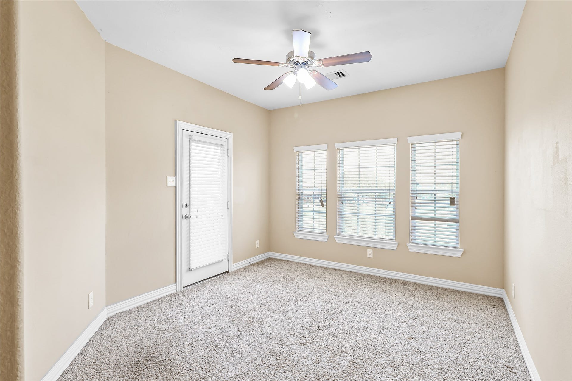 31603 Dunham Lake Drive, Hockley, TX 77447 31603 Dunham Lake Drive, Hockley, TX 77447