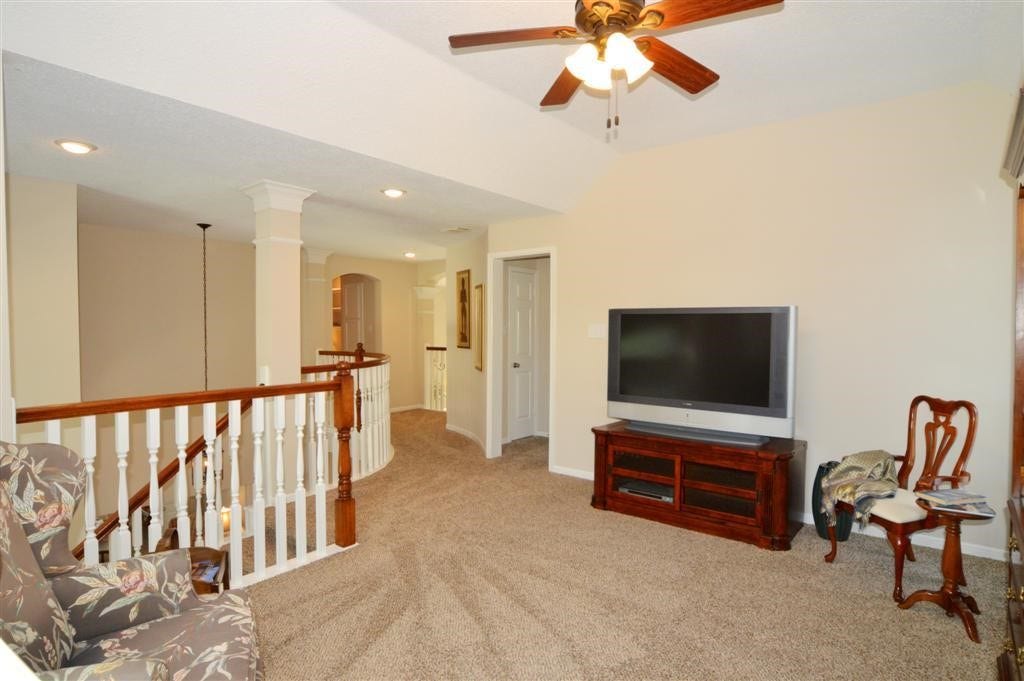 4103 Walnut Pond Drive, Houston, TX 77059 4103 Walnut Pond Drive, Houston, TX 77059