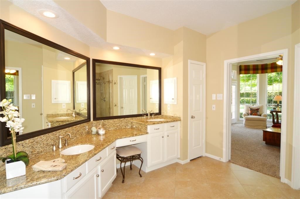 4103 Walnut Pond Drive, Houston, TX 77059 4103 Walnut Pond Drive, Houston, TX 77059