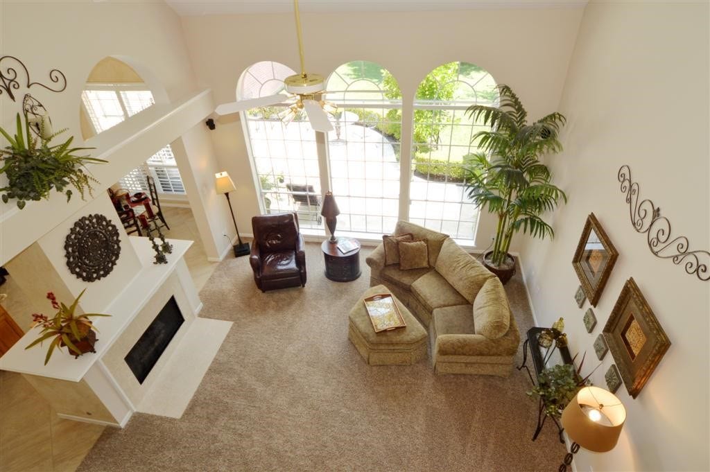 4103 Walnut Pond Drive, Houston, TX 77059 4103 Walnut Pond Drive, Houston, TX 77059