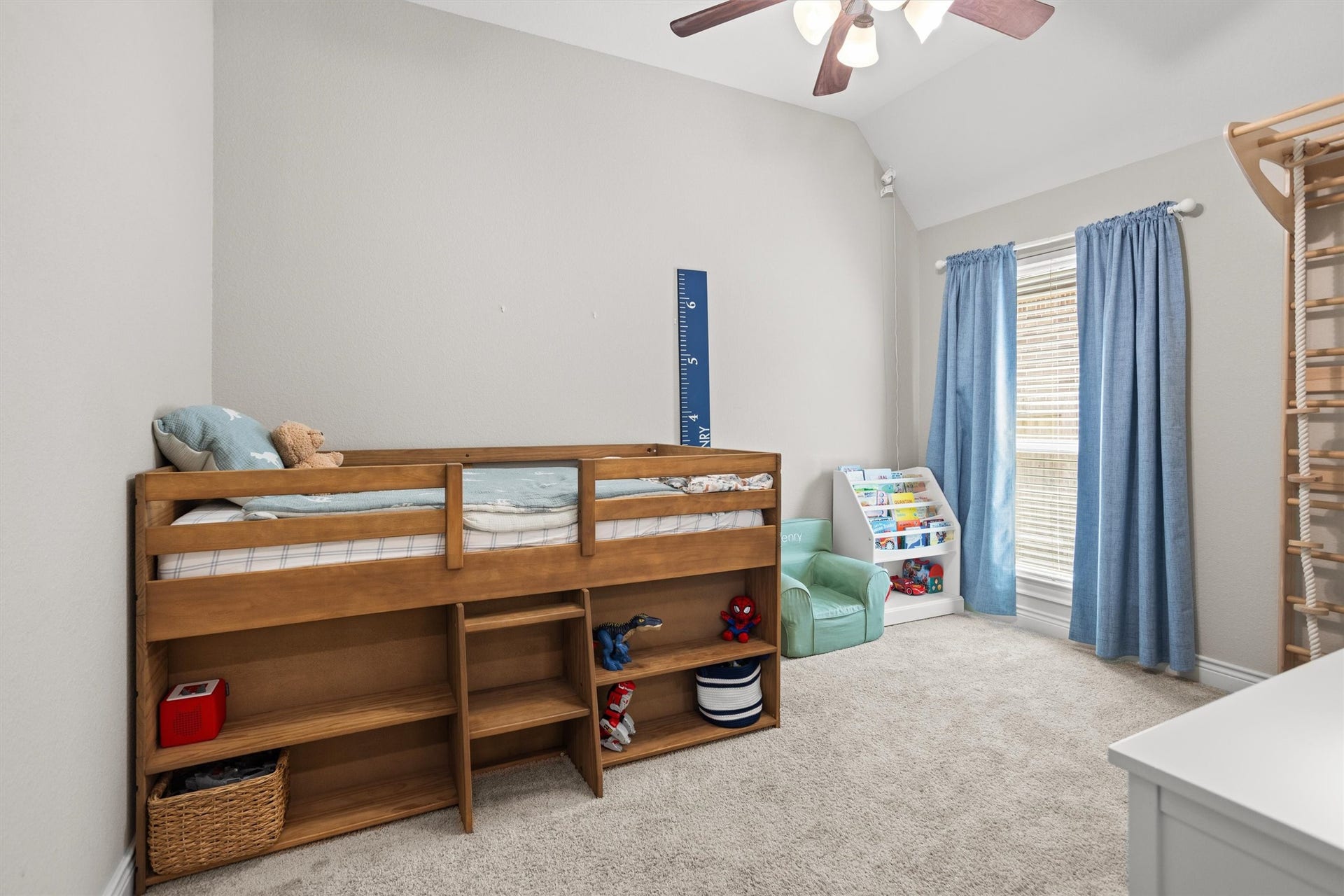 130 Diamond Back Lane, Montgomery, TX 77316