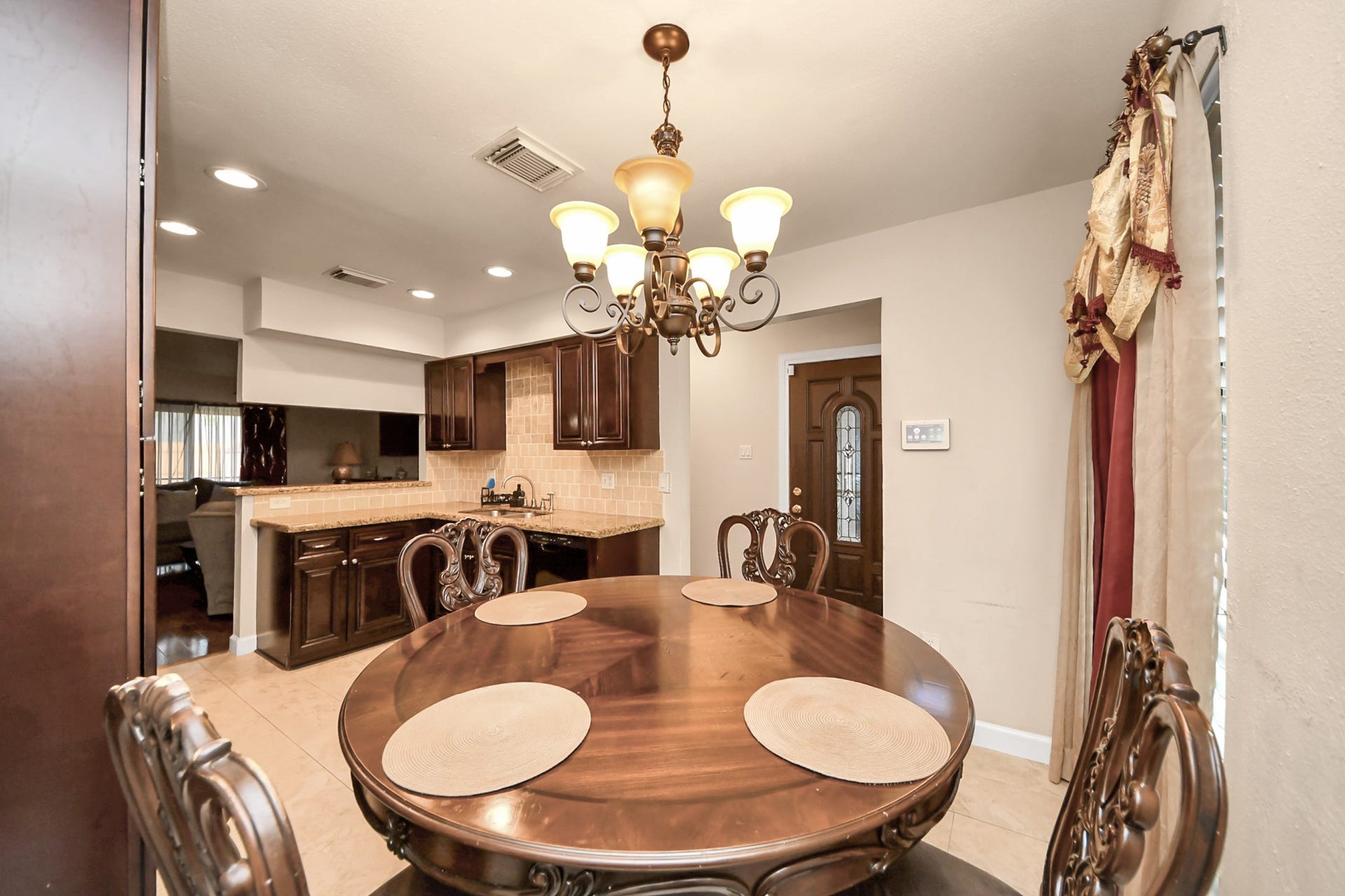 1930 Deerhurst Lane, Houston, TX 77088 1930 Deerhurst Lane, Houston, TX 77088