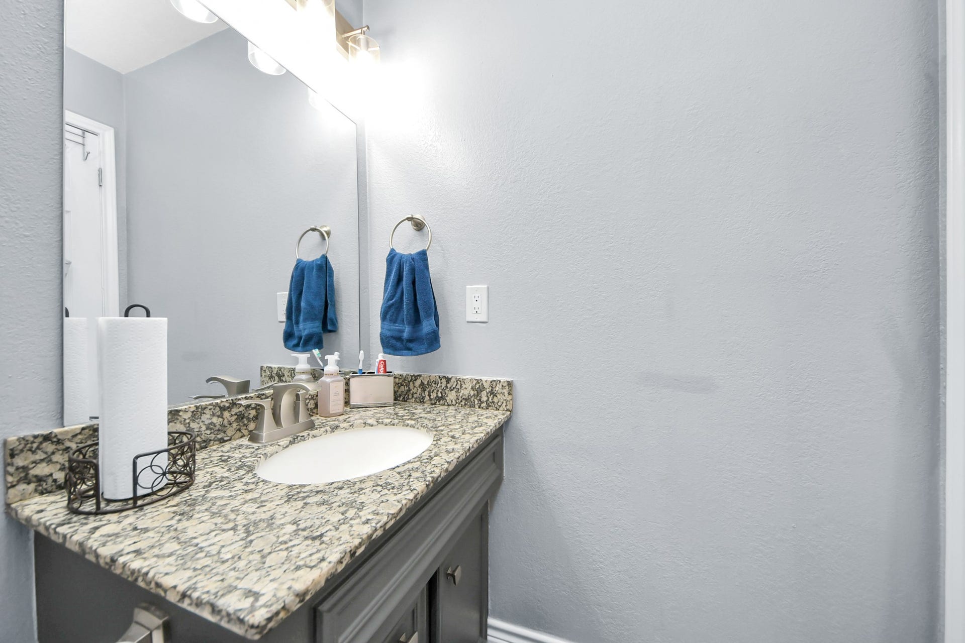 1930 Deerhurst Lane, Houston, TX 77088 1930 Deerhurst Lane, Houston, TX 77088