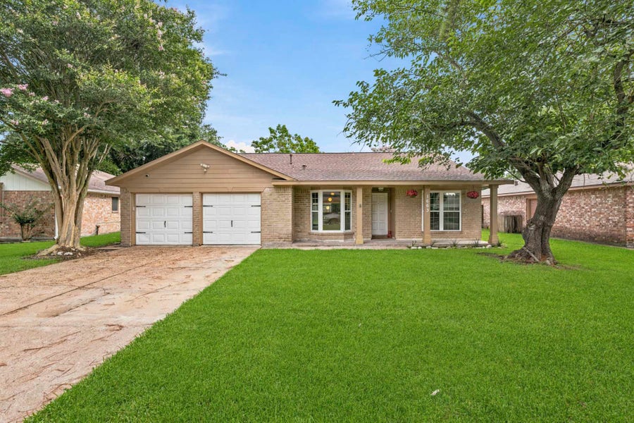 Property photo for 1663 Chilton Lane, Katy, TX