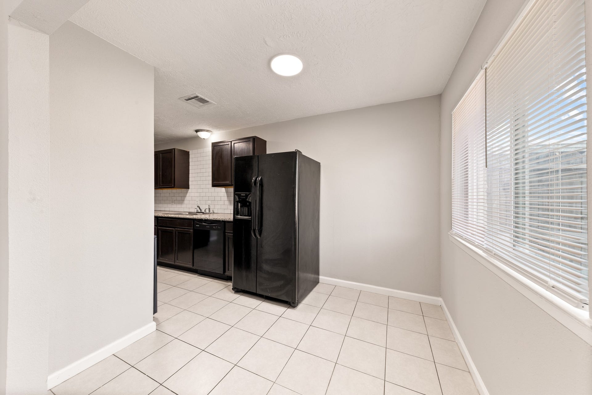 7285 Cook Road, Houston, TX 77072 7285 Cook Road, Houston, TX 77072