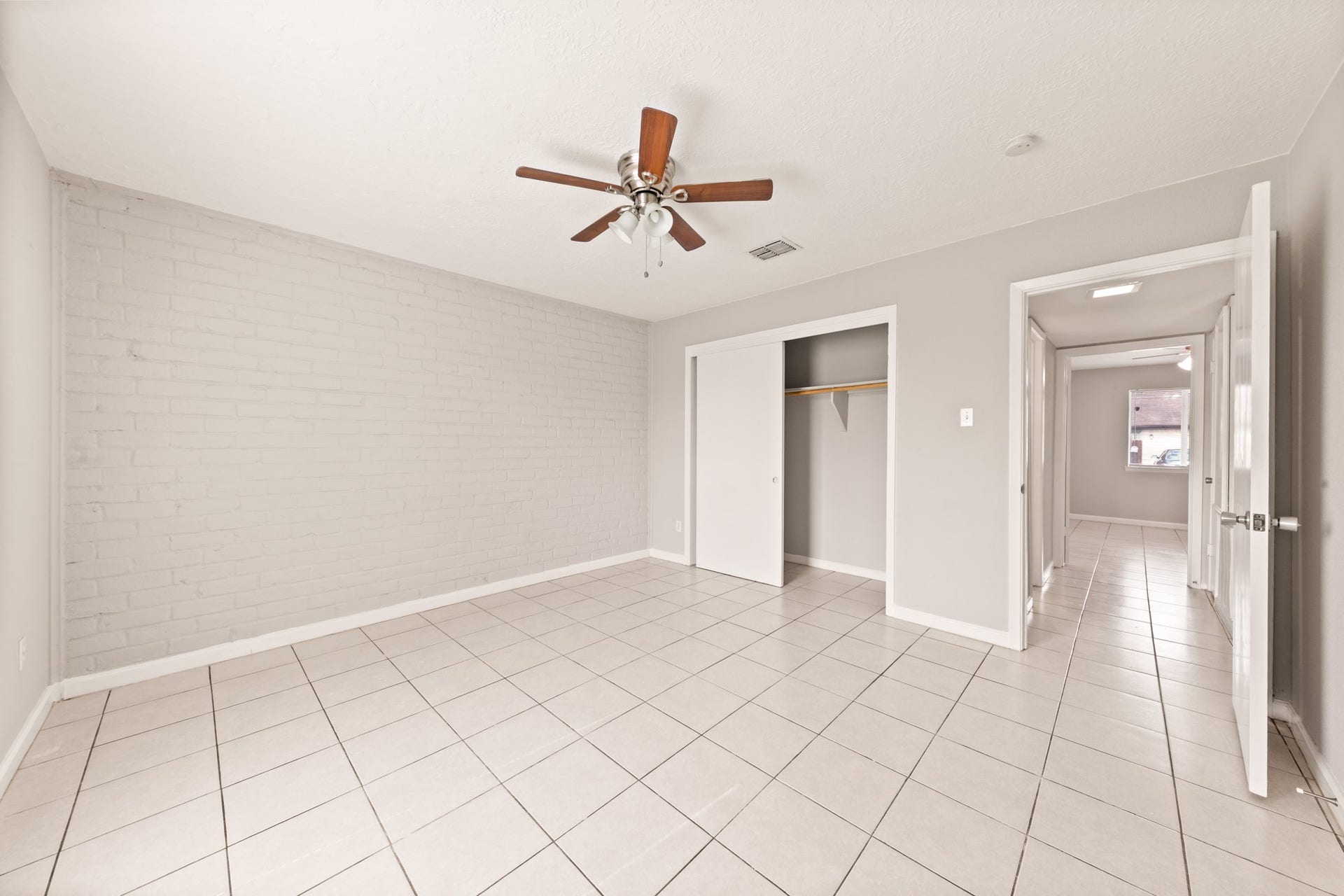 7285 Cook Road, Houston, TX 77072 7285 Cook Road, Houston, TX 77072