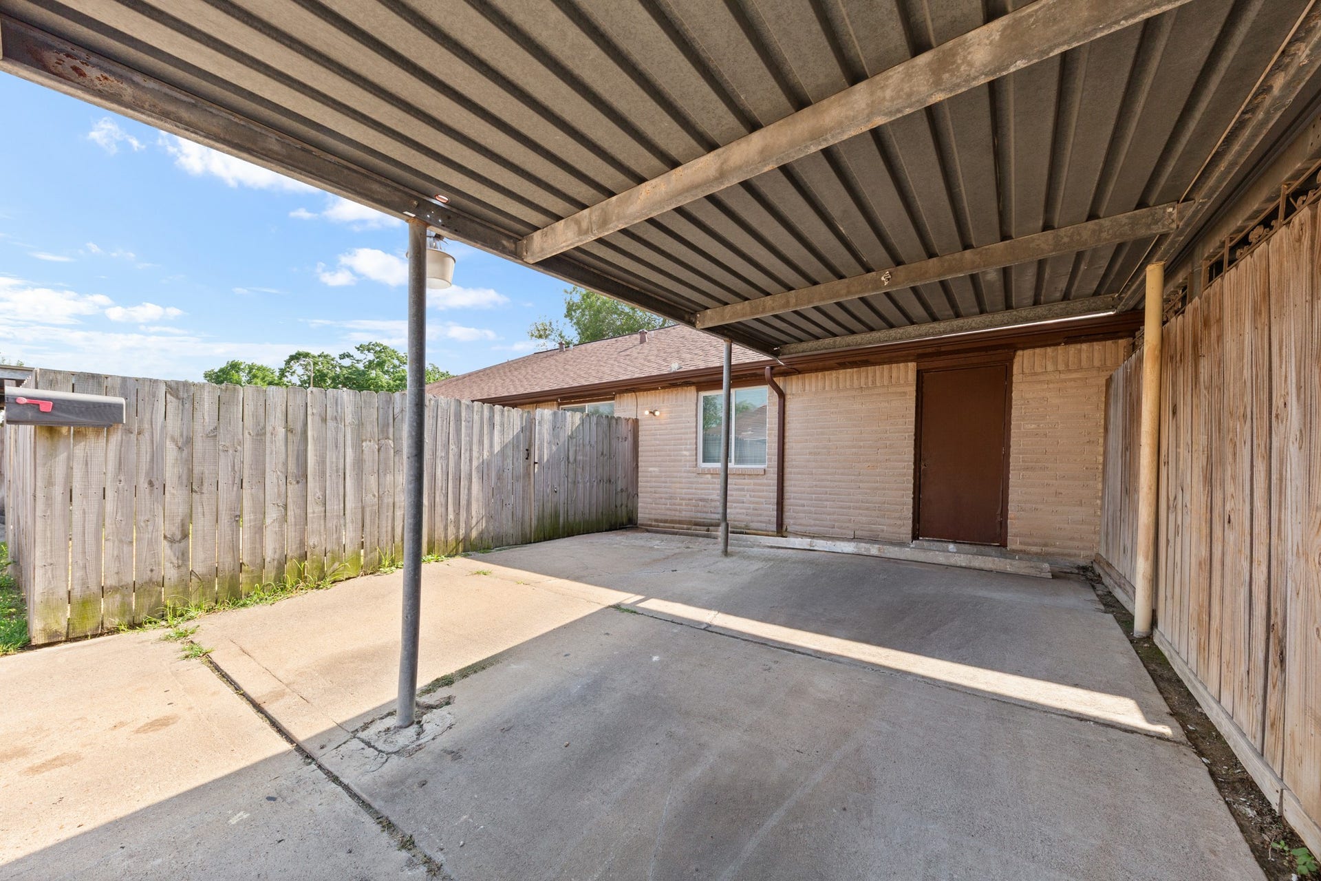 7285 Cook Road, Houston, TX 77072 7285 Cook Road, Houston, TX 77072