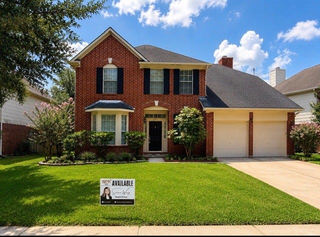 Property photo for 219 Birch Hill Drive, Sugar Land, TX