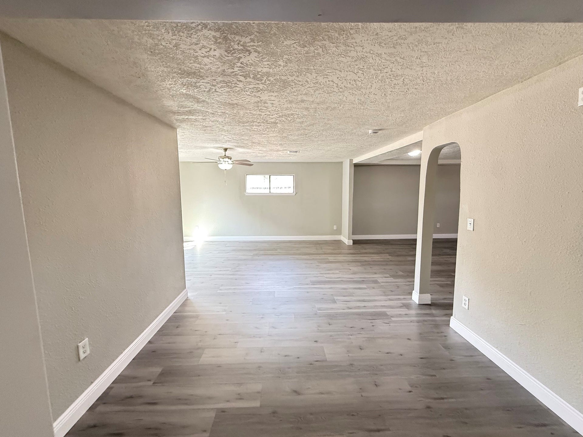 6813 N Wayside Drive, Houston, TX 77028 6813 N Wayside Drive, Houston, TX 77028