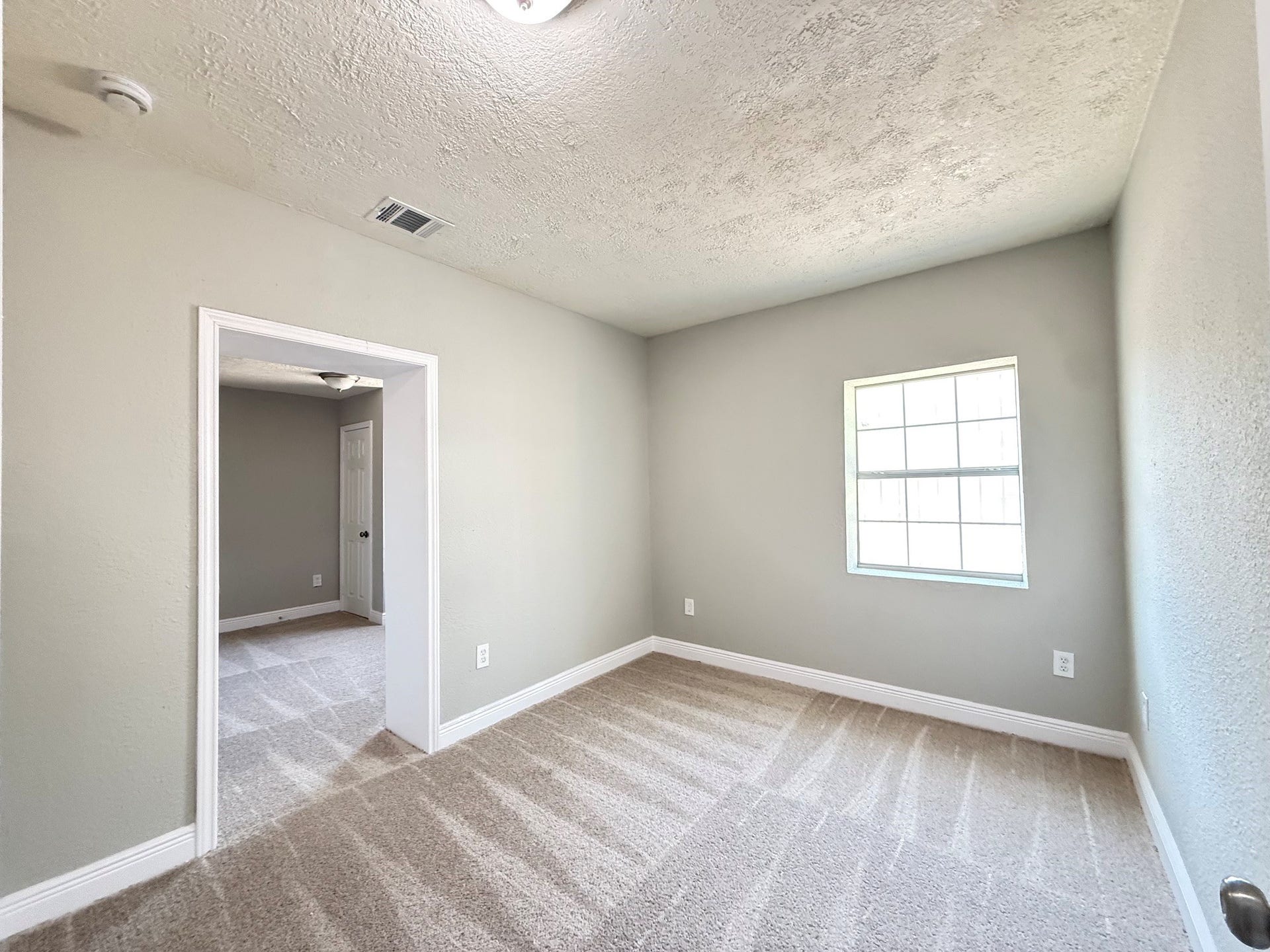 6813 N Wayside Drive, Houston, TX 77028 6813 N Wayside Drive, Houston, TX 77028