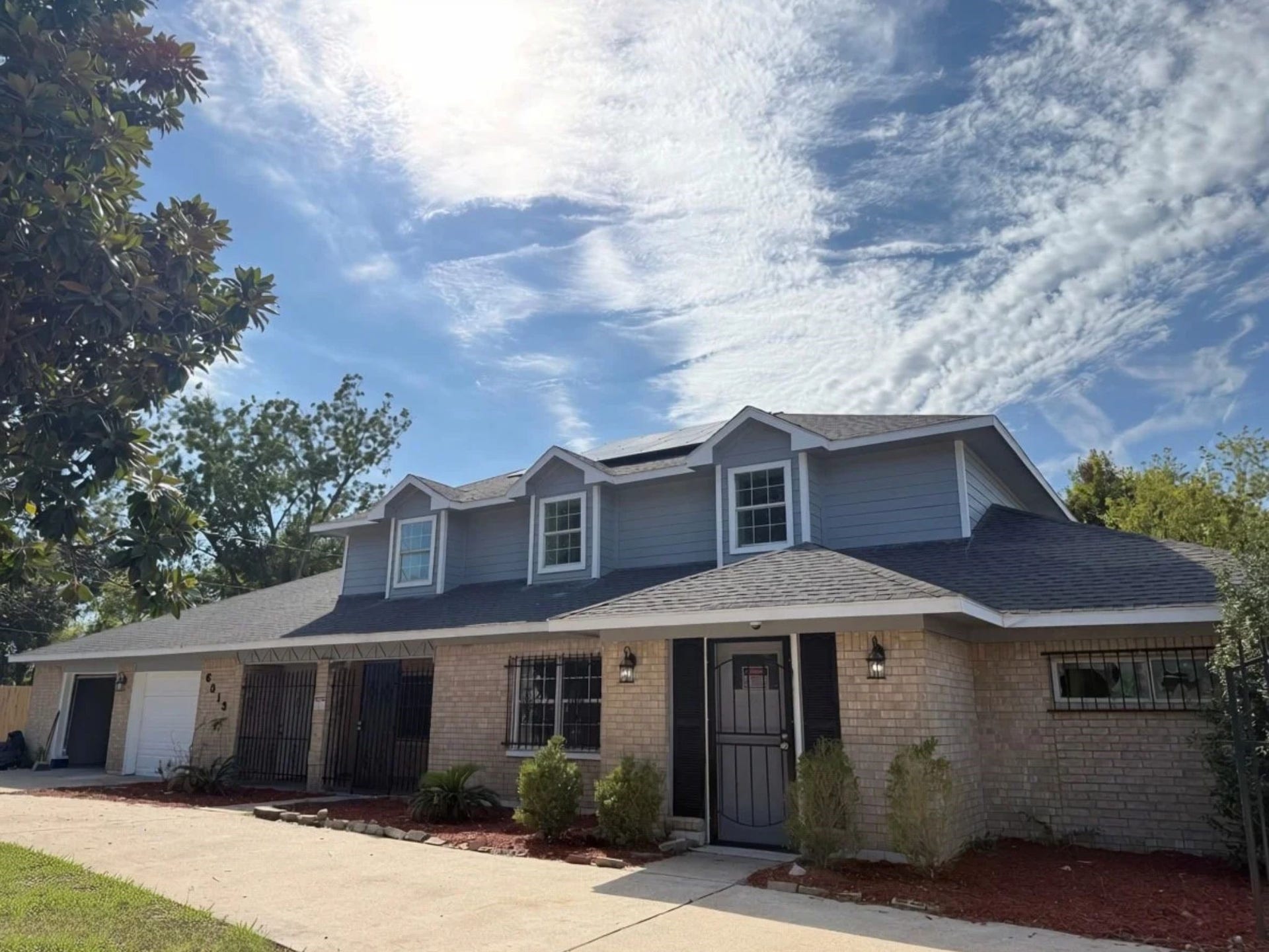 6813 N Wayside Drive, Houston, TX 77028 6813 N Wayside Drive, Houston, TX 77028