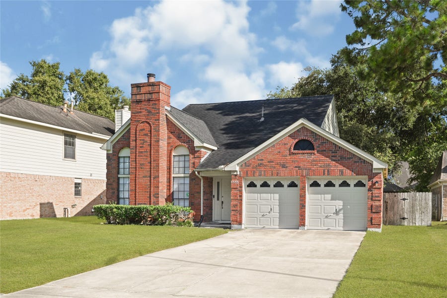 Property photo for 1555 Hillside Elm Street, Houston, TX