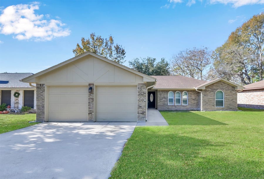 Property photo for 29103 Raestone Street, Spring, TX