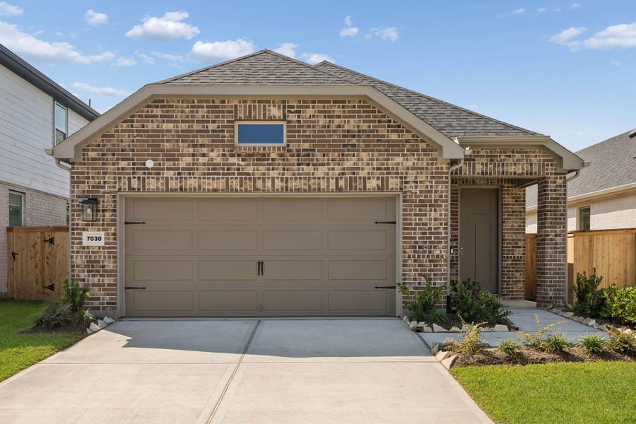 Property photo for 6927 Brilliance Drive, Sugar Land, TX