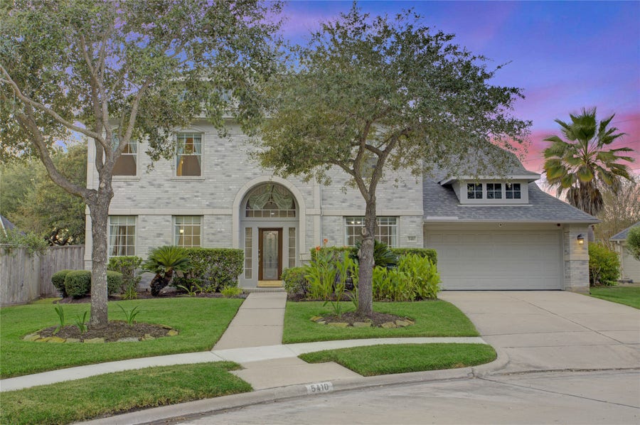 Property photo for 5410 Drakeview Court, Sugar Land, TX