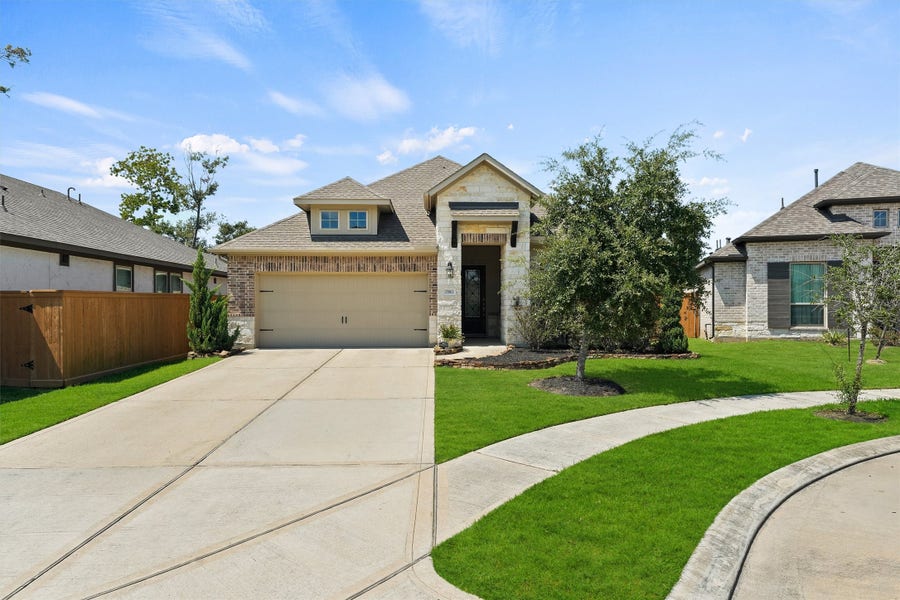Property photo for 15863 Mckinley Green Drive, Humble, TX