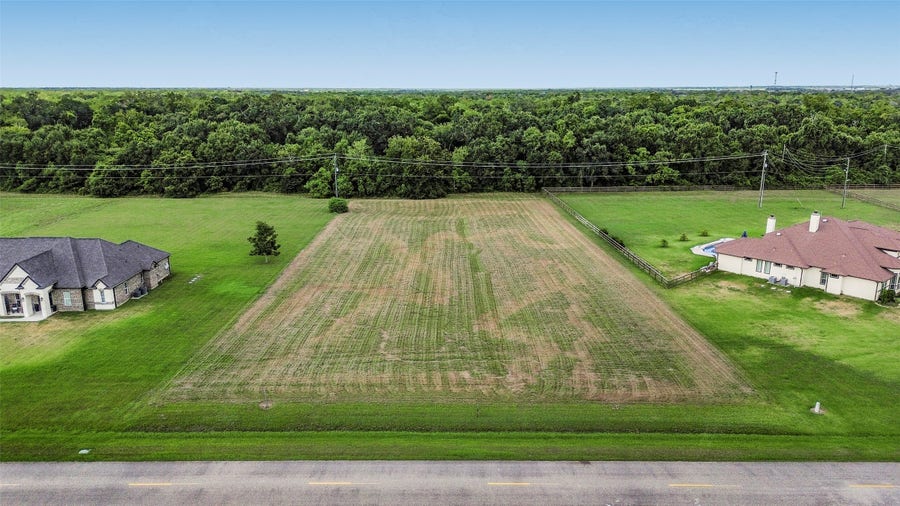 Property photo for 16614 Hamill Drive, Rosharon, TX