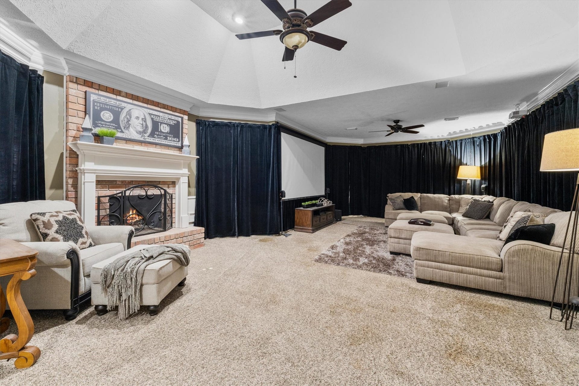 11823 Parkriver Drive, Houston, TX 77070