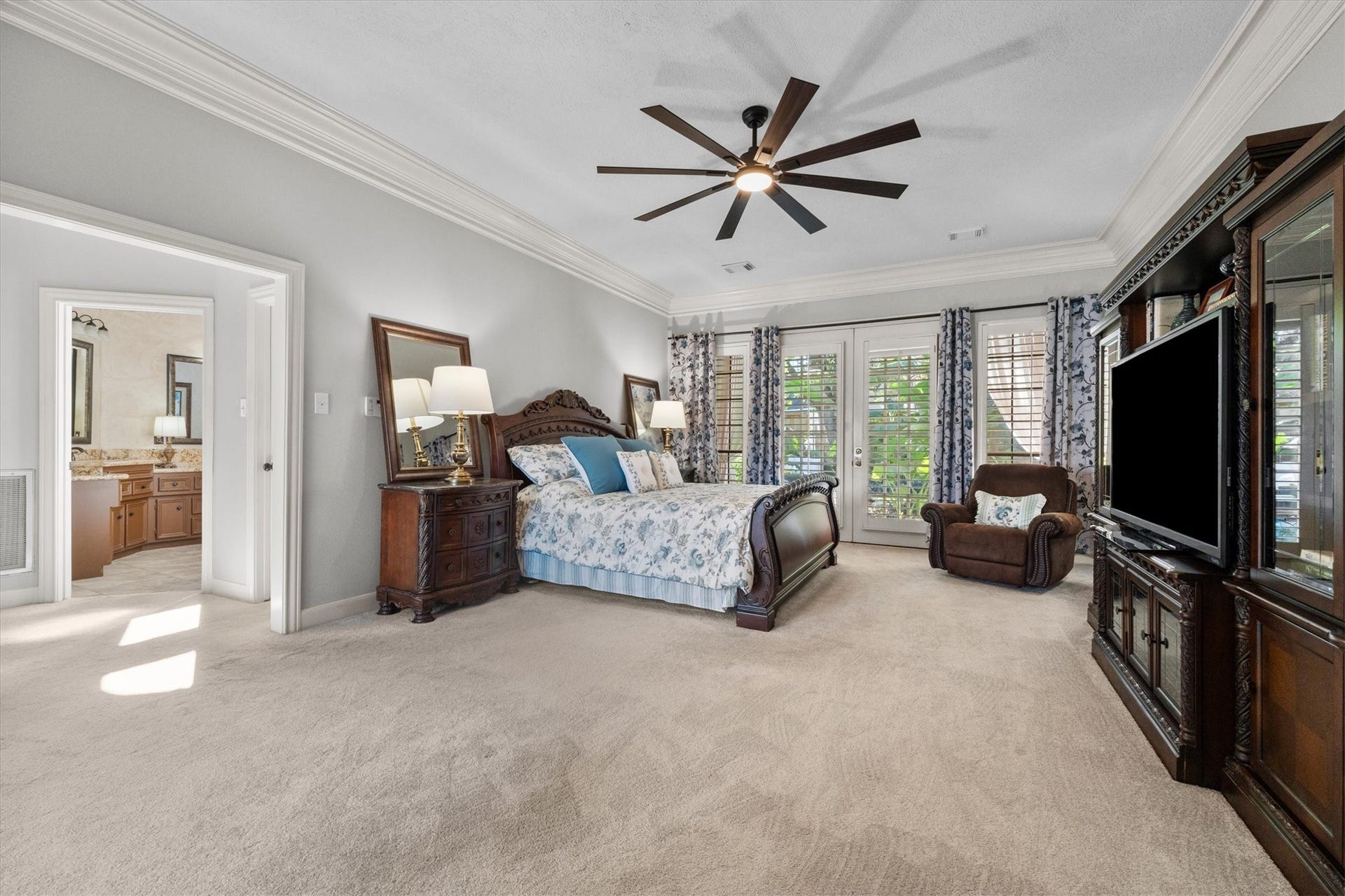11823 Parkriver Drive, Houston, TX 77070