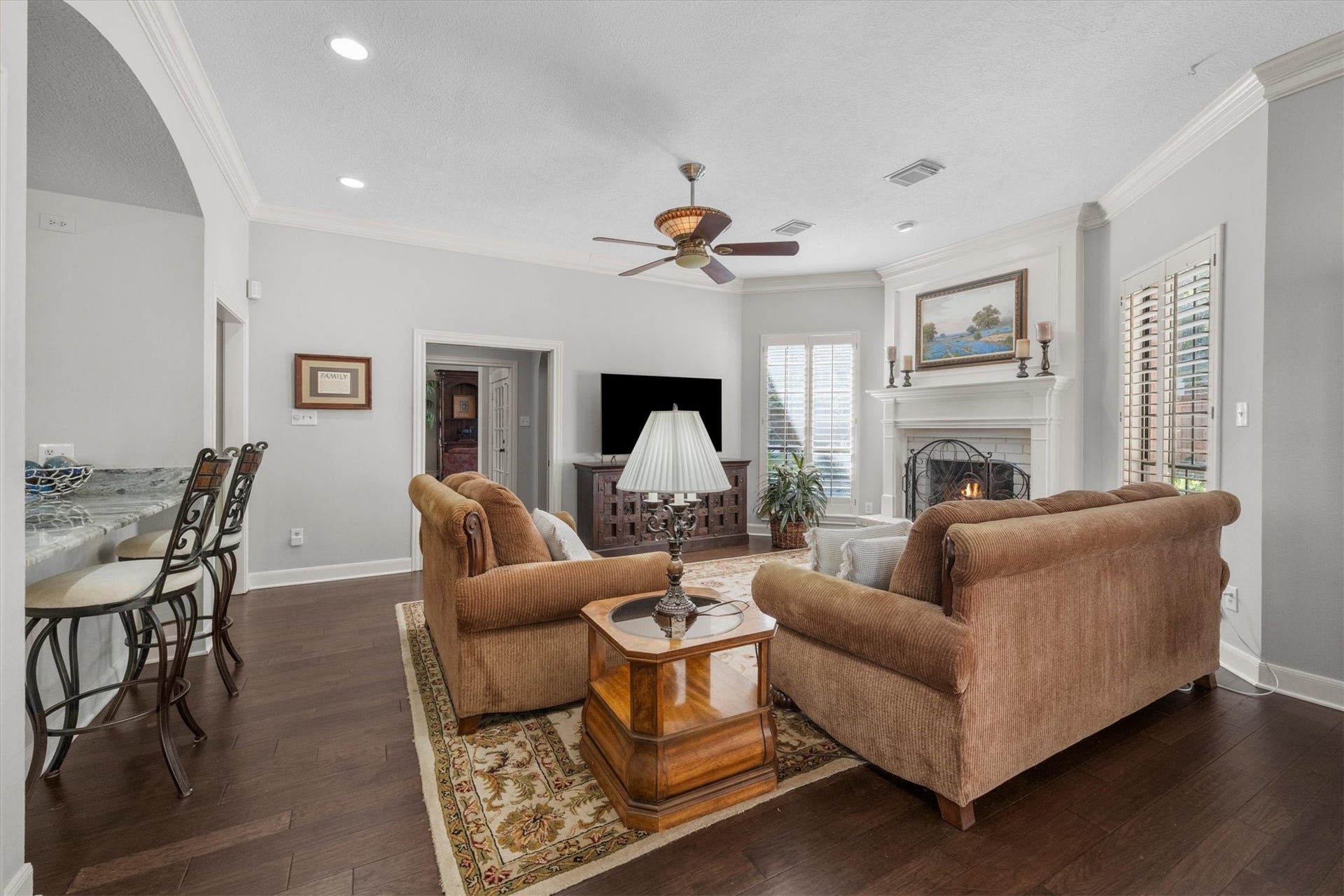 11823 Parkriver Drive, Houston, TX 77070