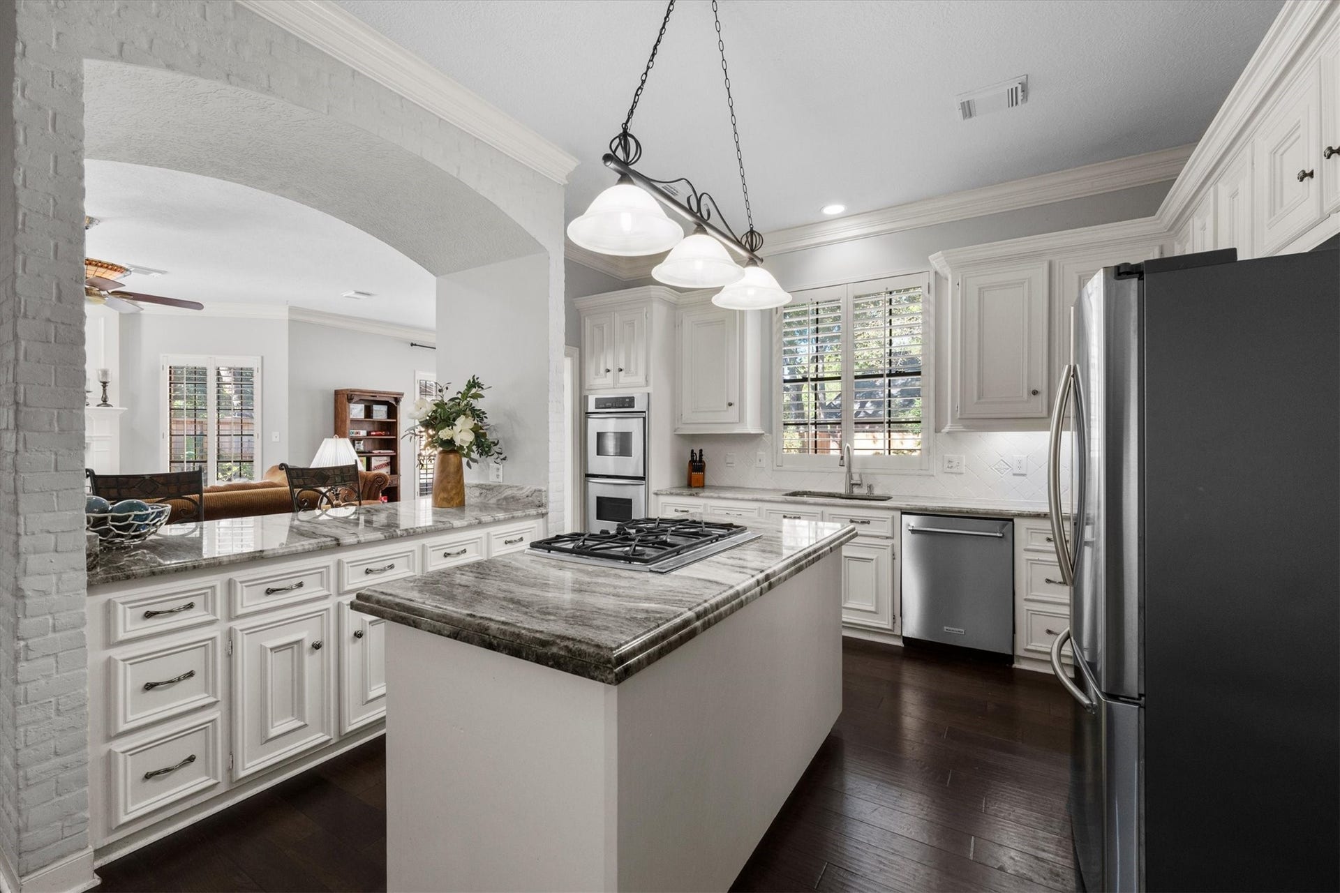 11823 Parkriver Drive, Houston, TX 77070