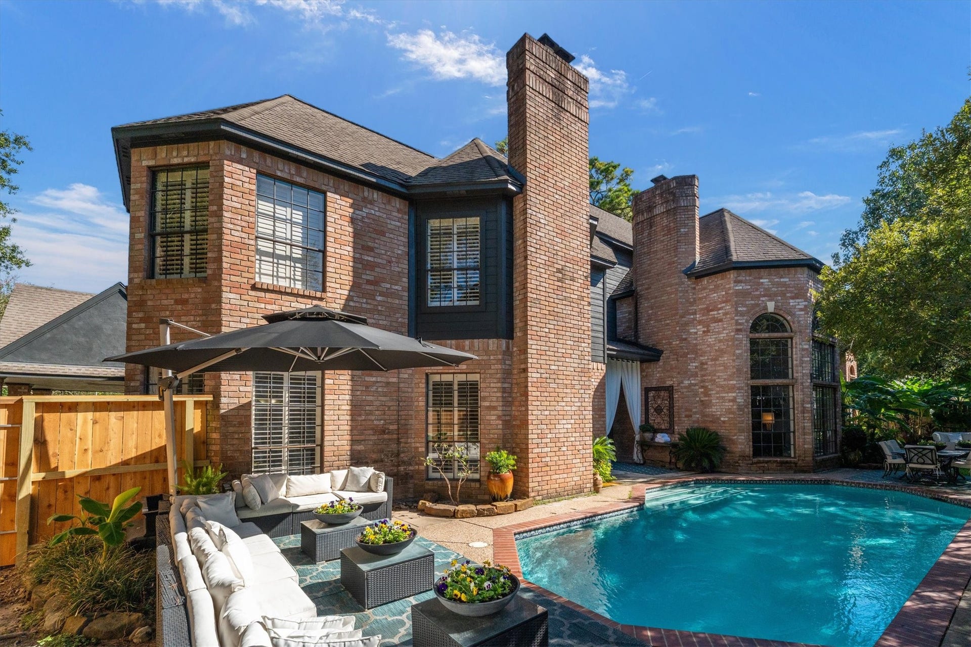11823 Parkriver Drive, Houston, TX 77070
