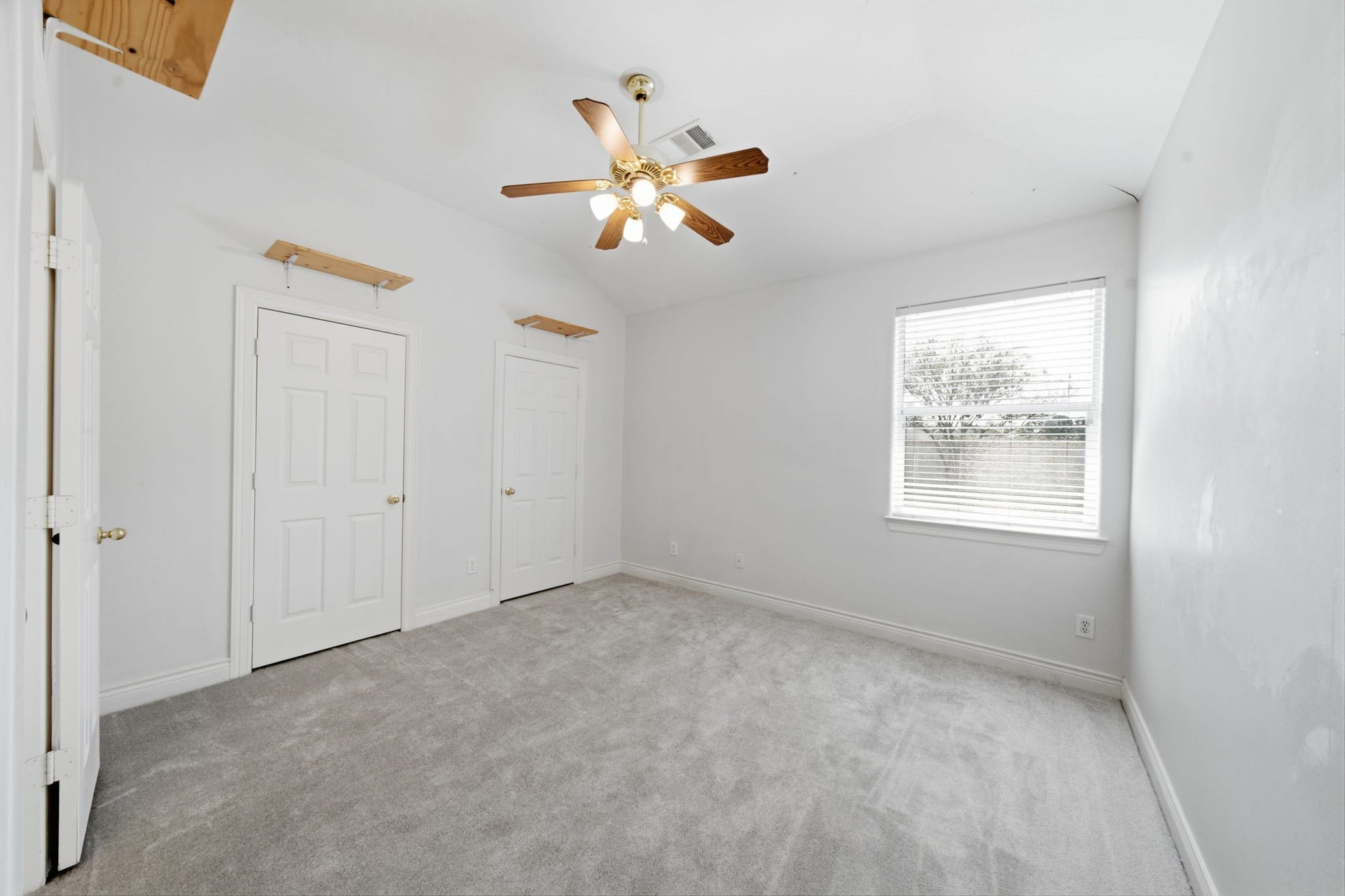 1227 Wellshire Drive, Katy, TX 77494 Secondary bedroom