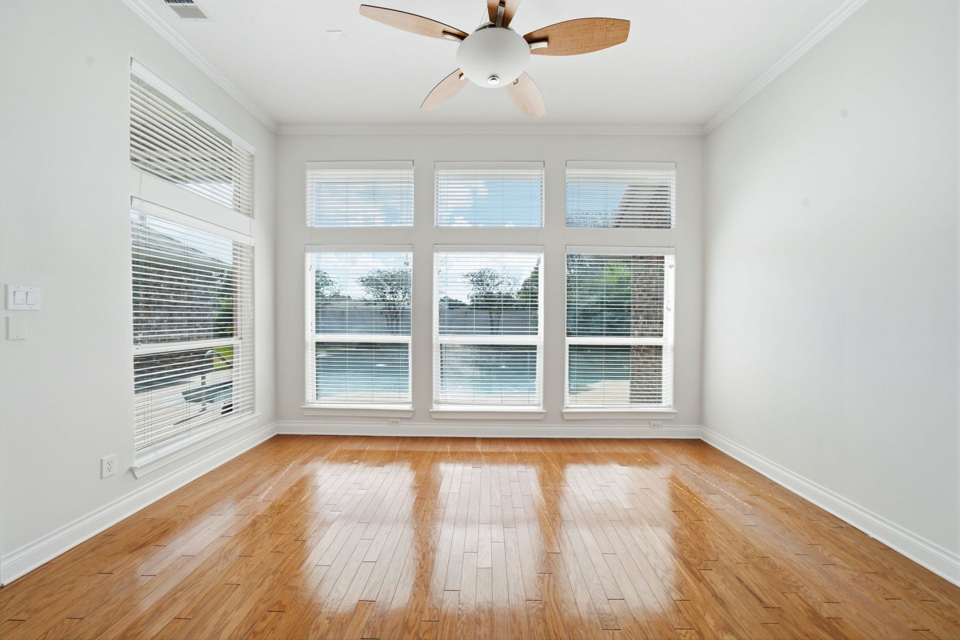 1227 Wellshire Drive, Katy, TX 77494 The sunroom can be an extra sitting area, a reading or homework nook, or a yoga studio!