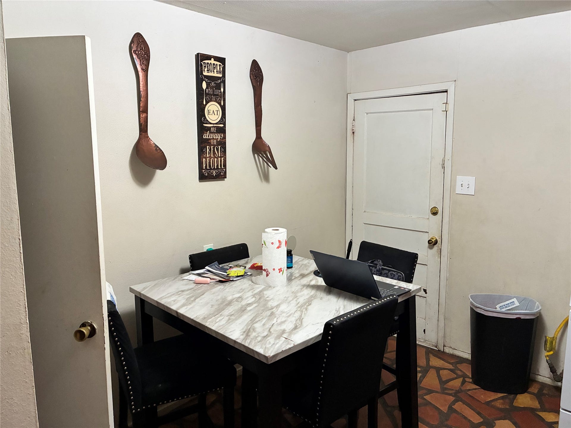 1930 Palm Street, La Marque, TX 77568 1930 Palm Street, La Marque, TX 77568