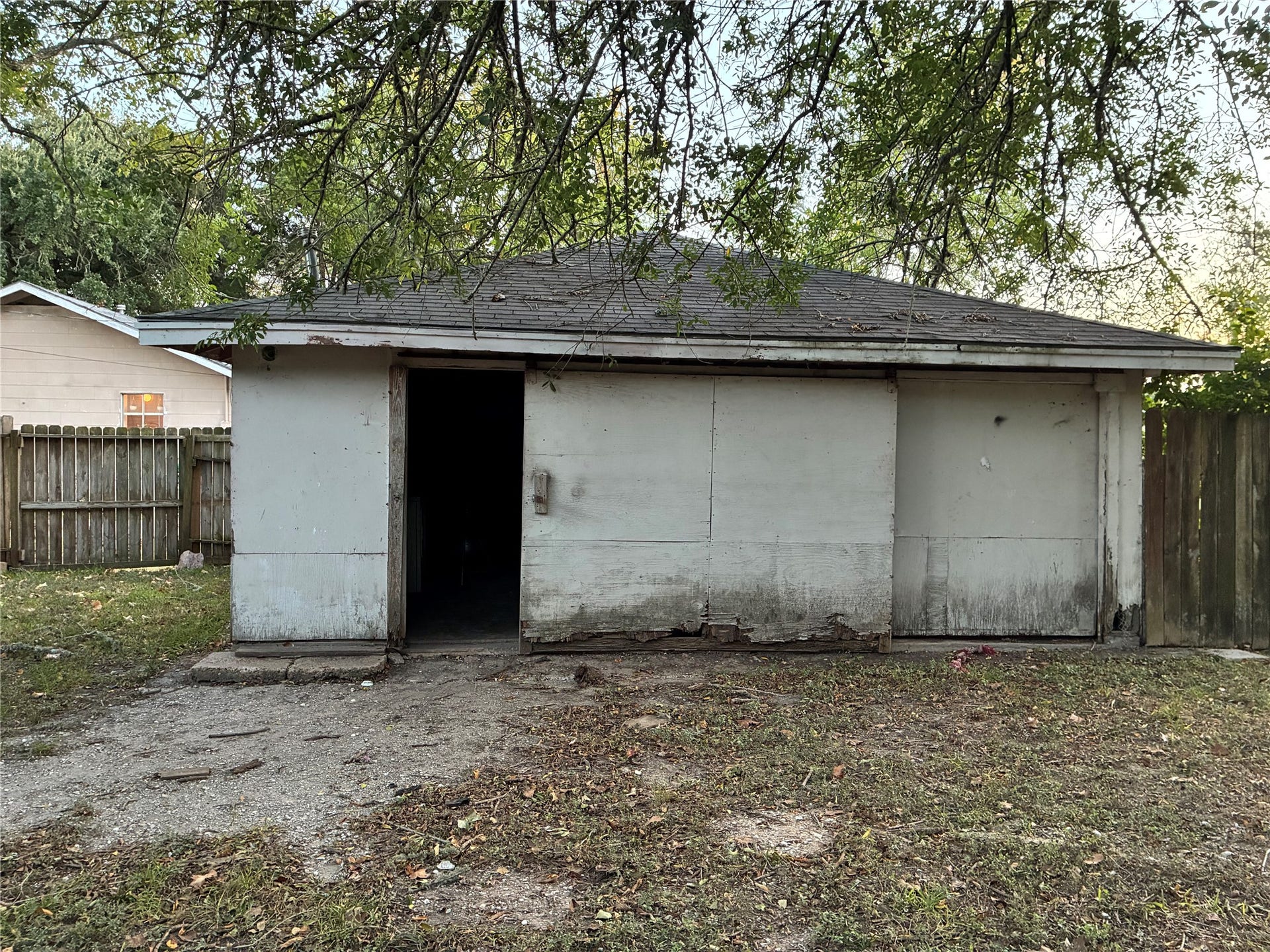 1930 Palm Street, La Marque, TX 77568 House #1 Garage