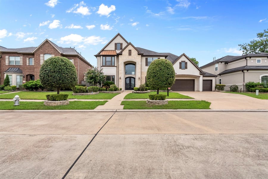 Property photo for 5218 Limestone Hill Lane, Sugar Land, TX