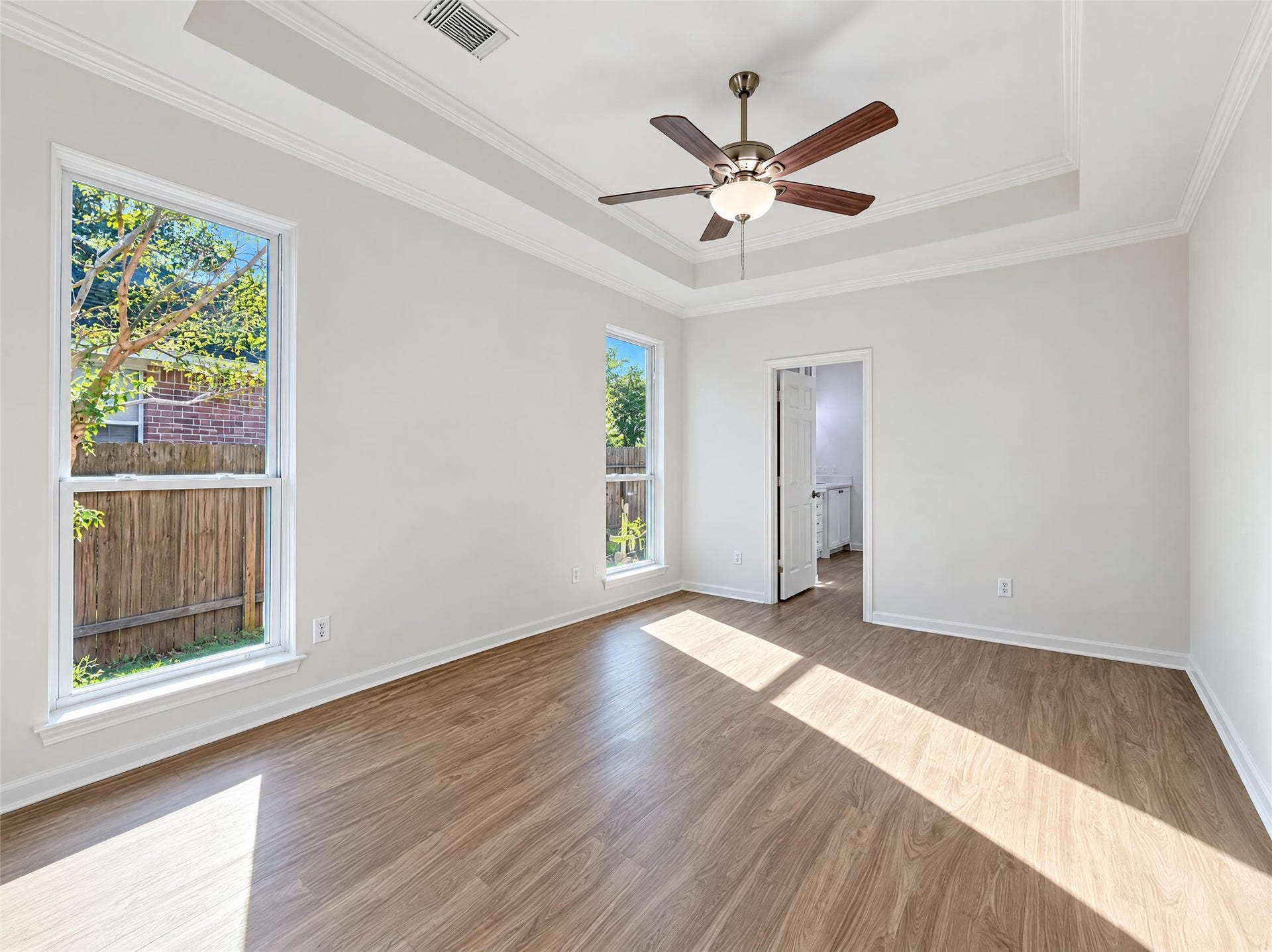 7927 High Knoll Lane, Houston, TX 77095