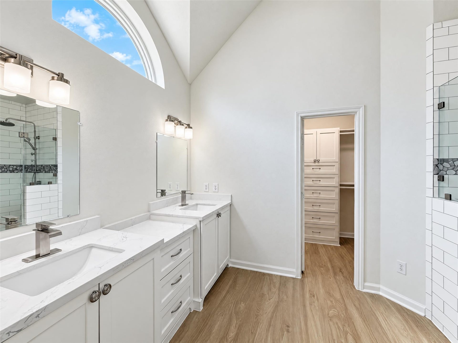 7927 High Knoll Lane, Houston, TX 77095