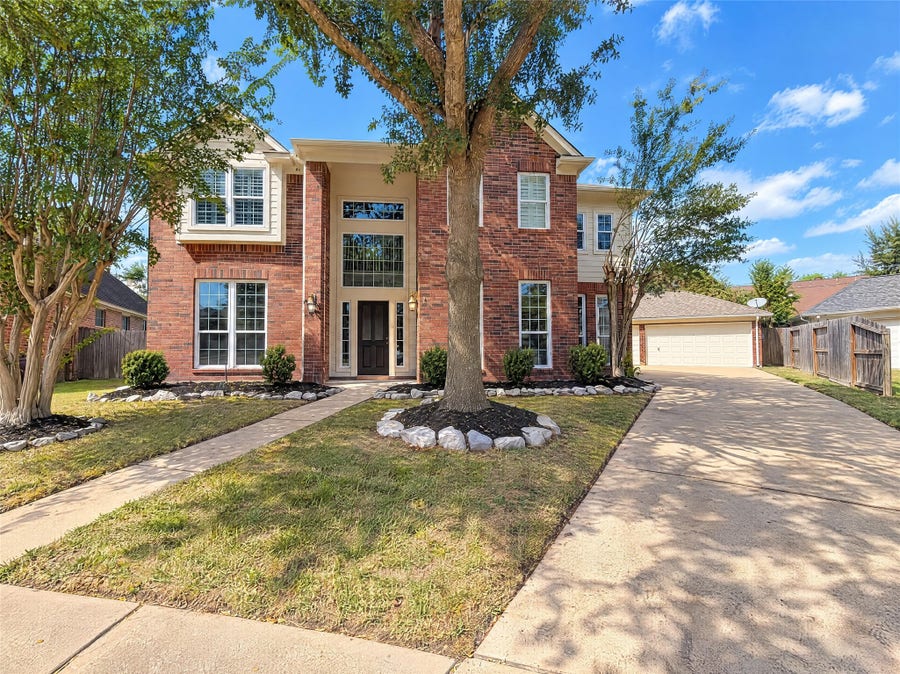 Property photo for 7927 High Knoll Lane, Houston, TX