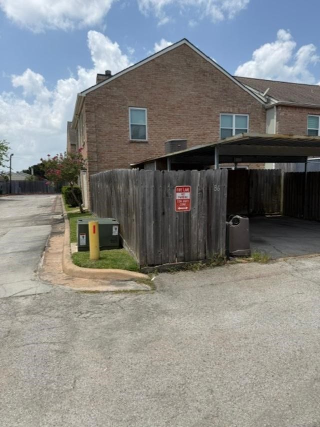 Property photo for 86 W Park West Drive, Houston, TX