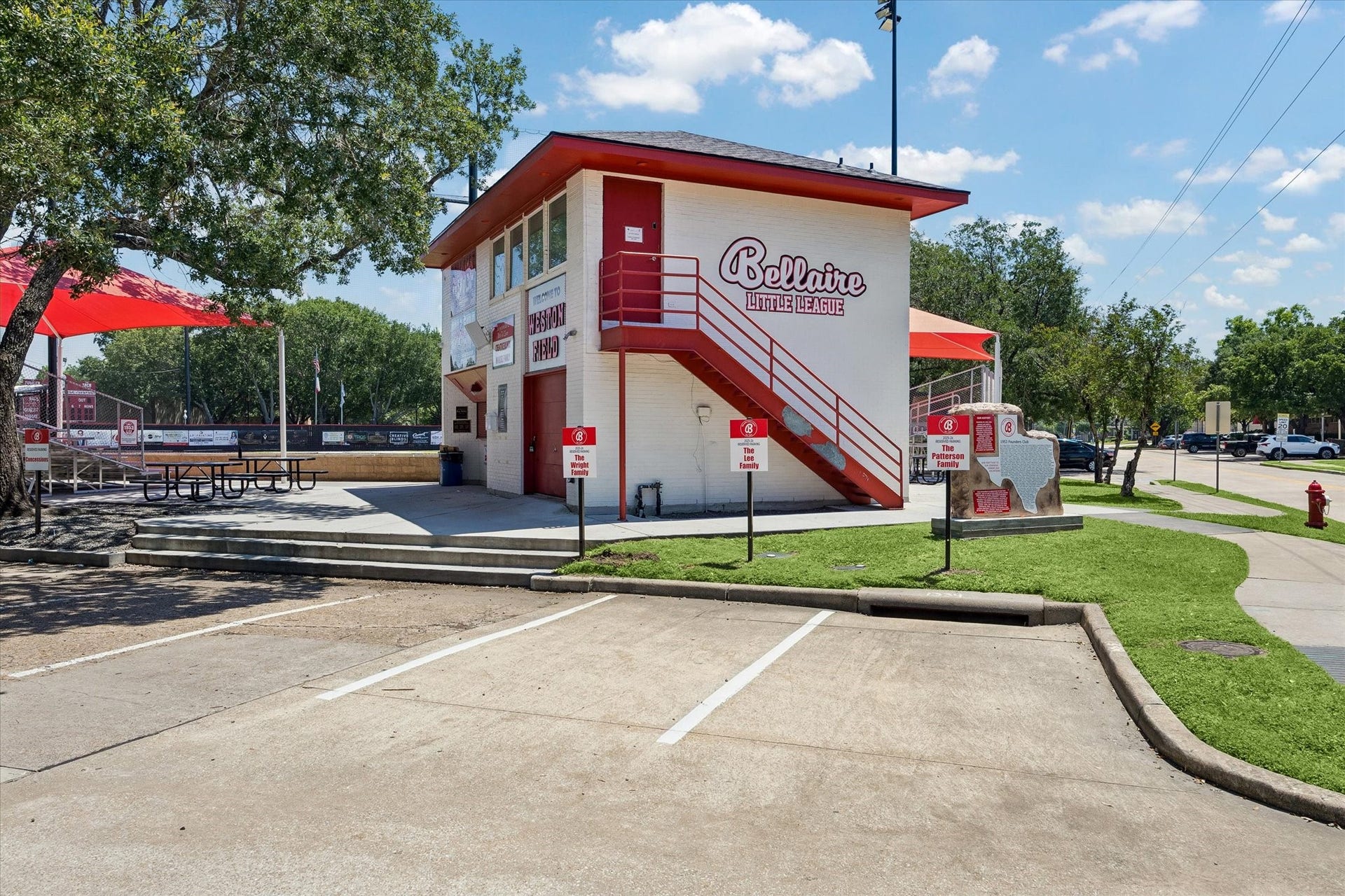 4900 Florence Street, Bellaire, TX 77401 4900 Florence Street, Bellaire, TX 77401